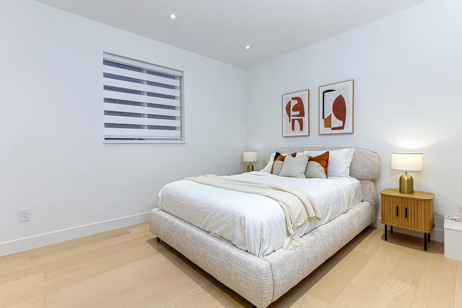 944 E 13 Avenue #1