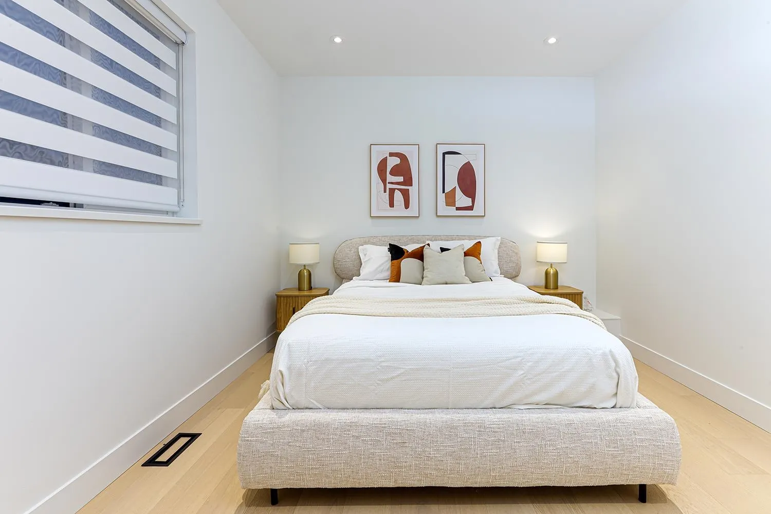 944 E 13 Avenue #1