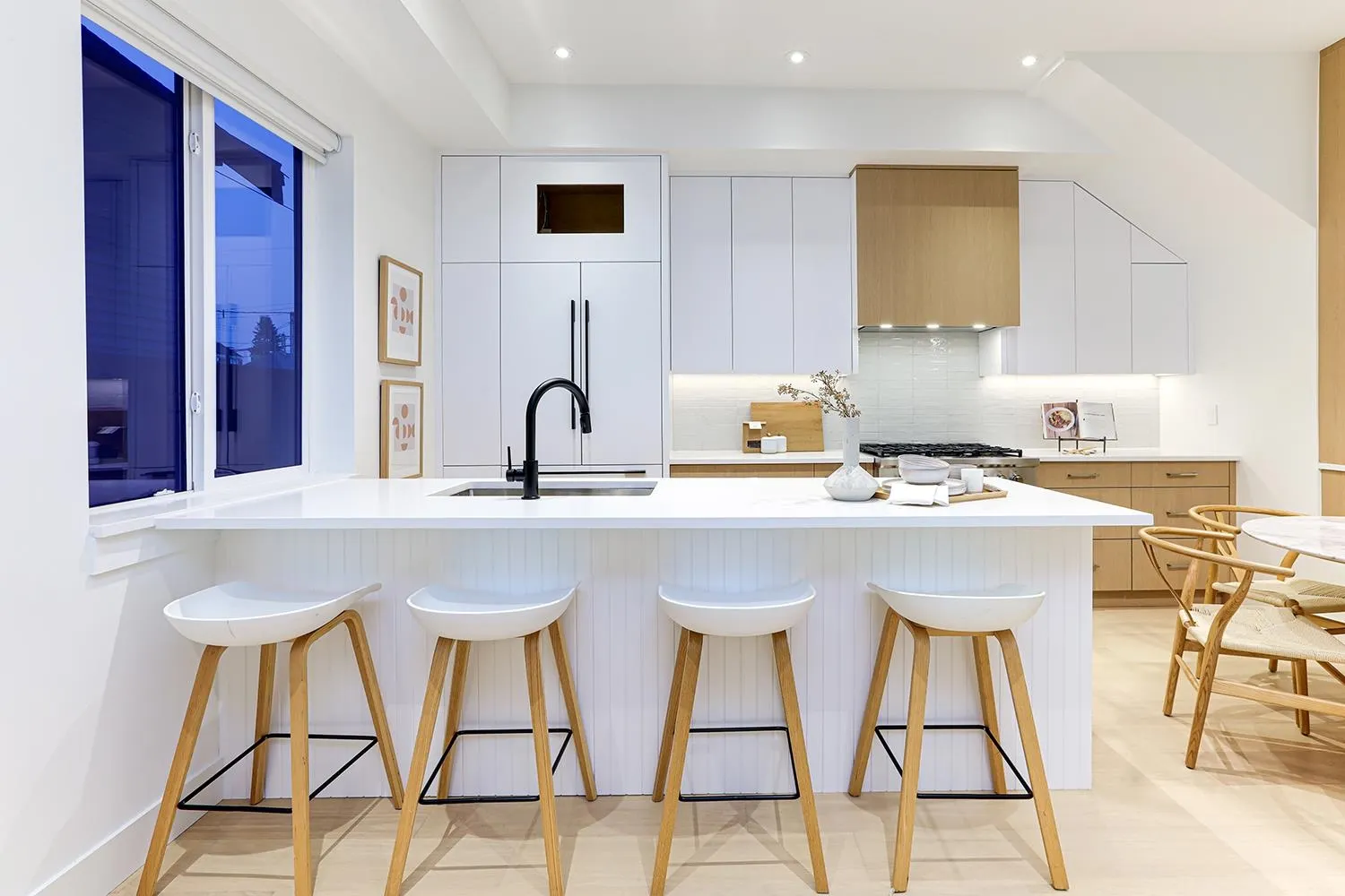 944 E 13 Avenue #1