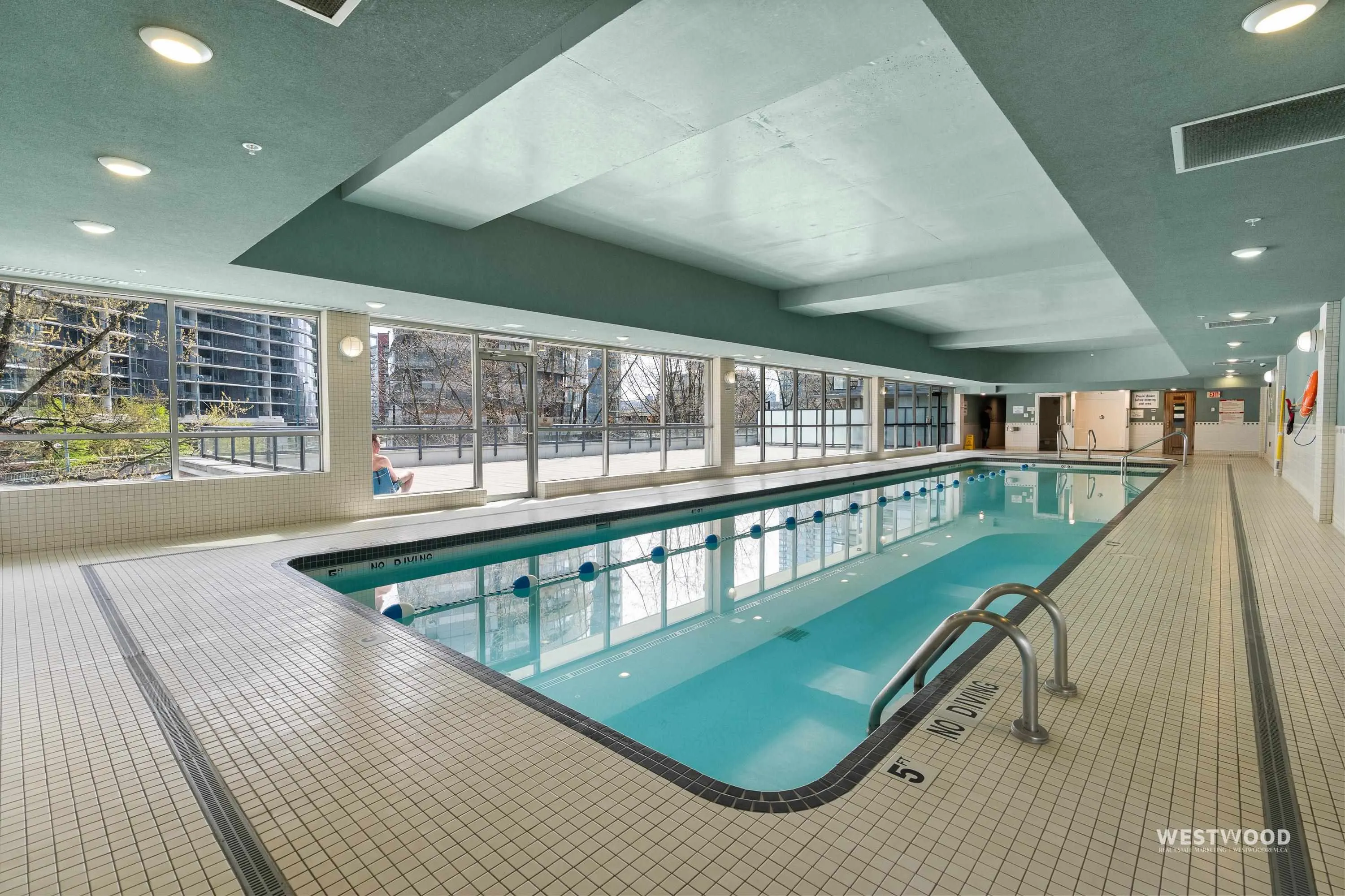 939 Expo Boulevard #808