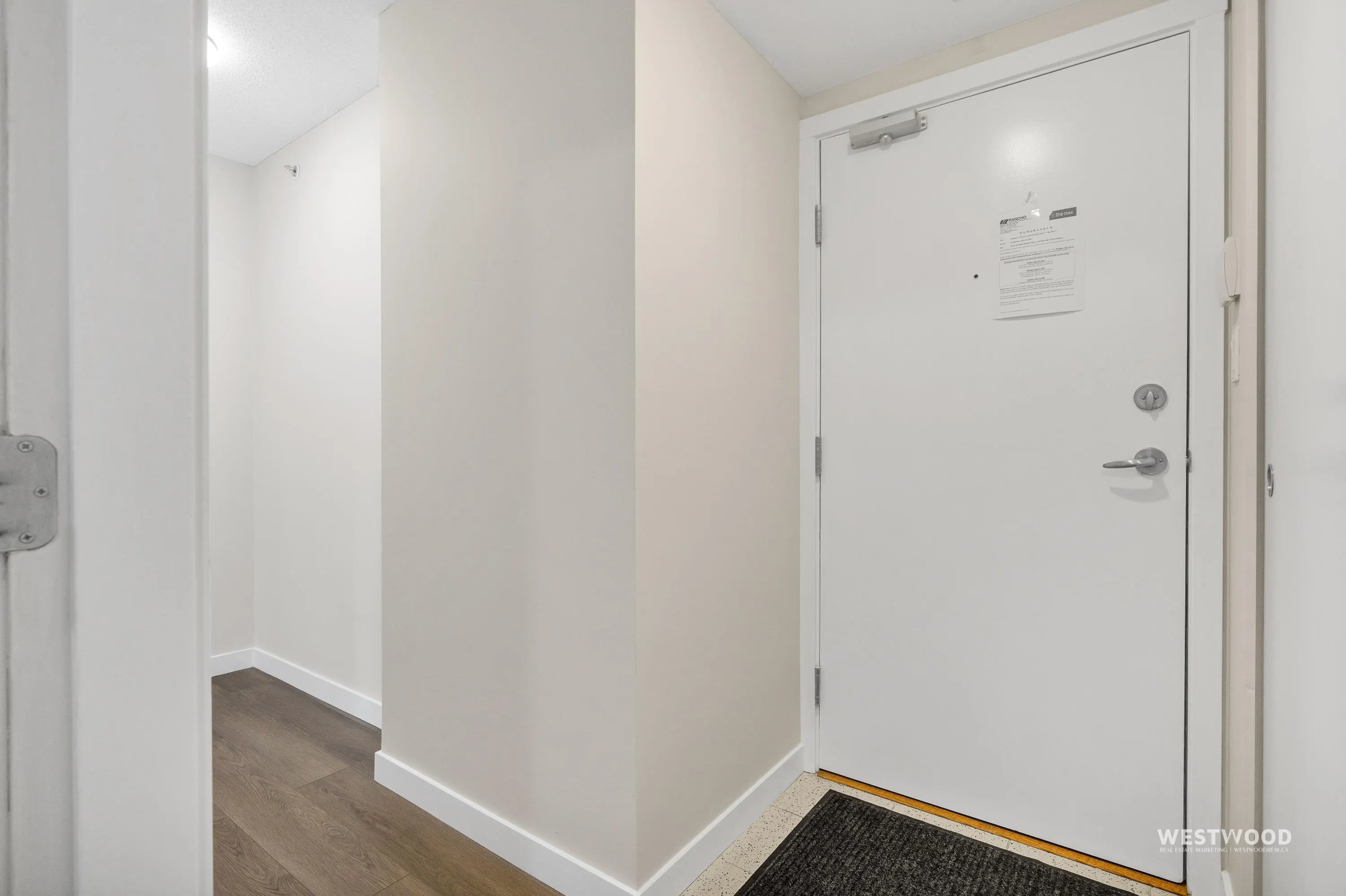 939 Expo Boulevard #808