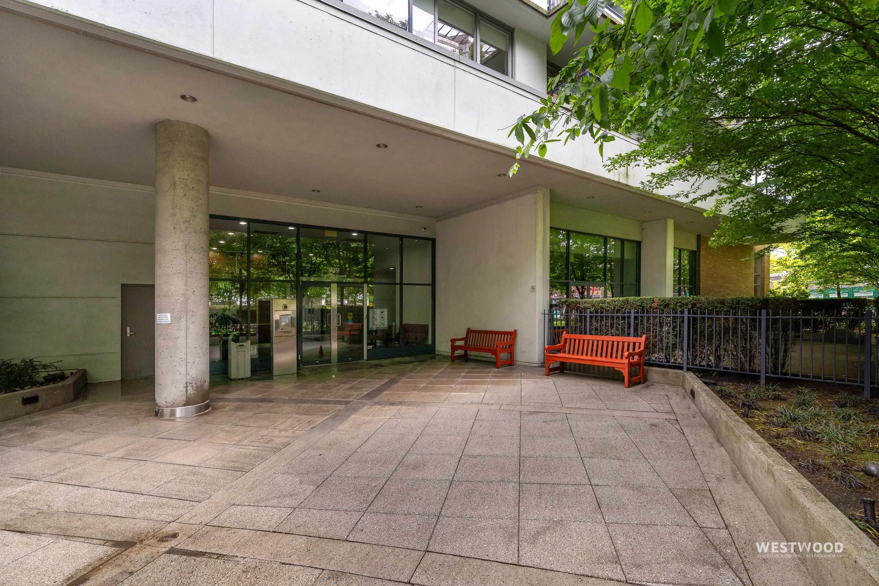 939 Expo Boulevard #808