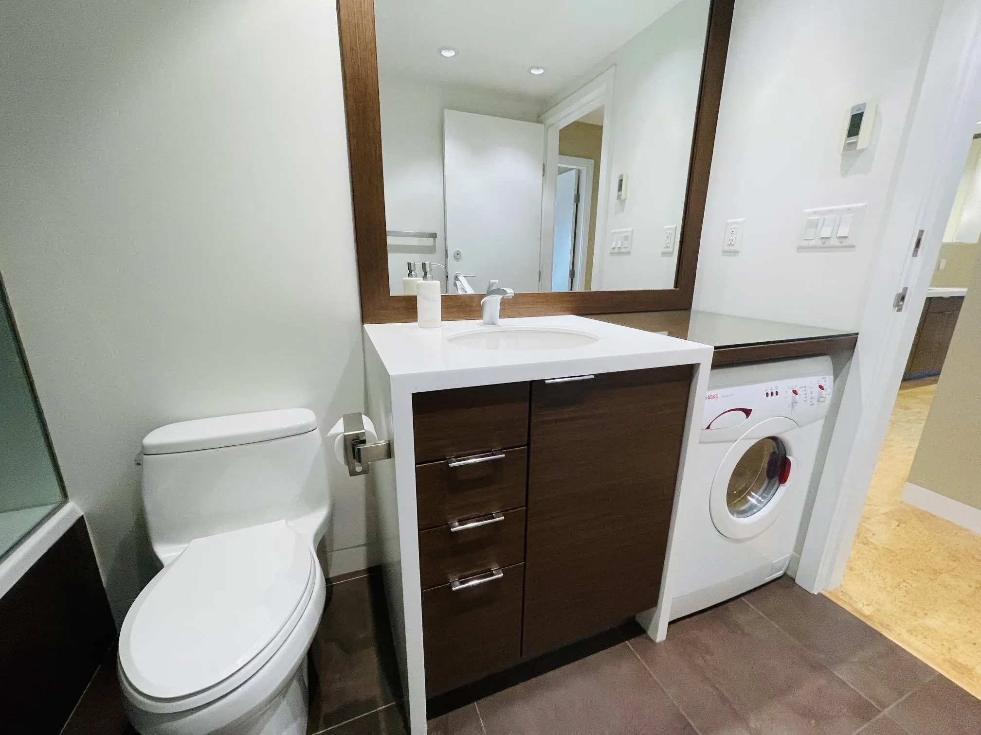 1405 W 15th Avenue #404
