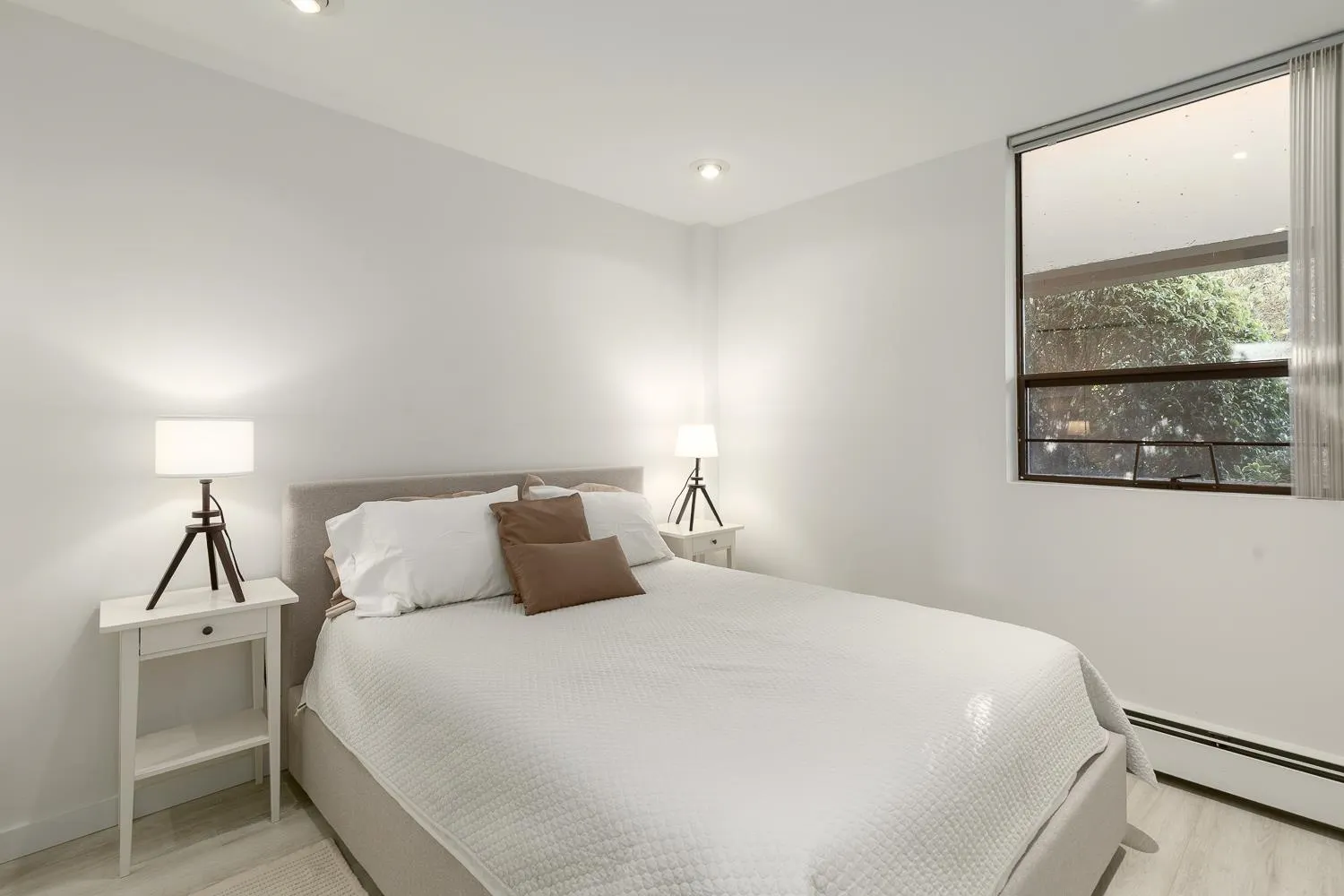 1737 Duchess Avenue #101