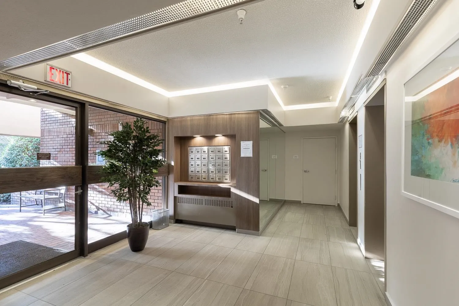 1737 Duchess Avenue #101