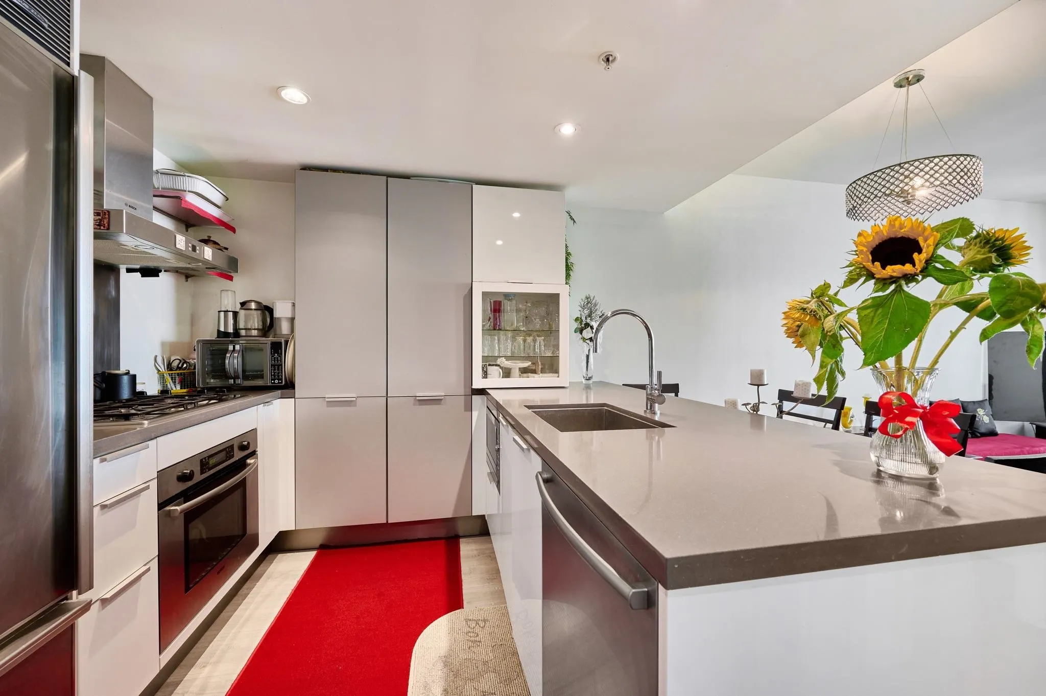 788 Richards Street #1805