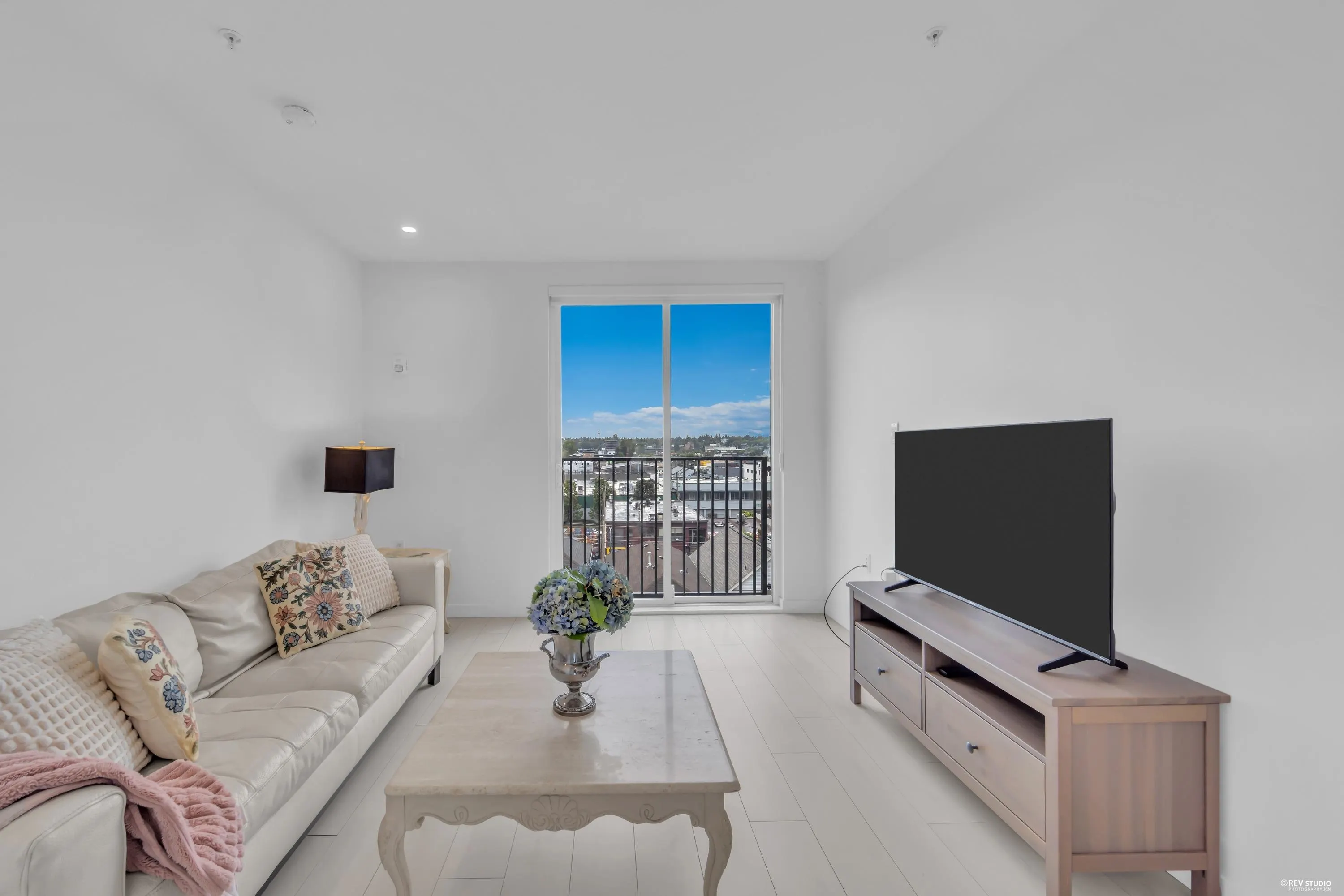 1120 E East Georgia Street #302
