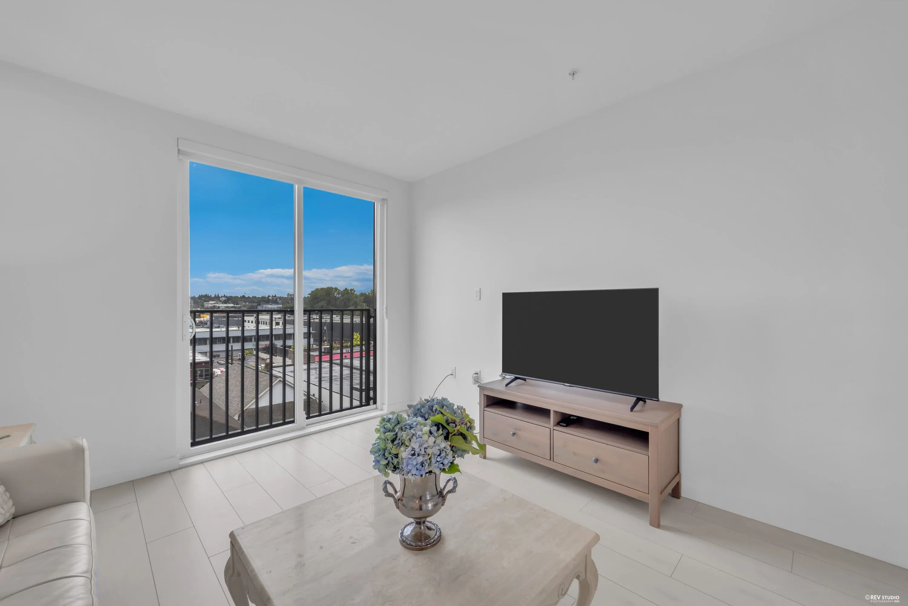 1120 E East Georgia Street #302