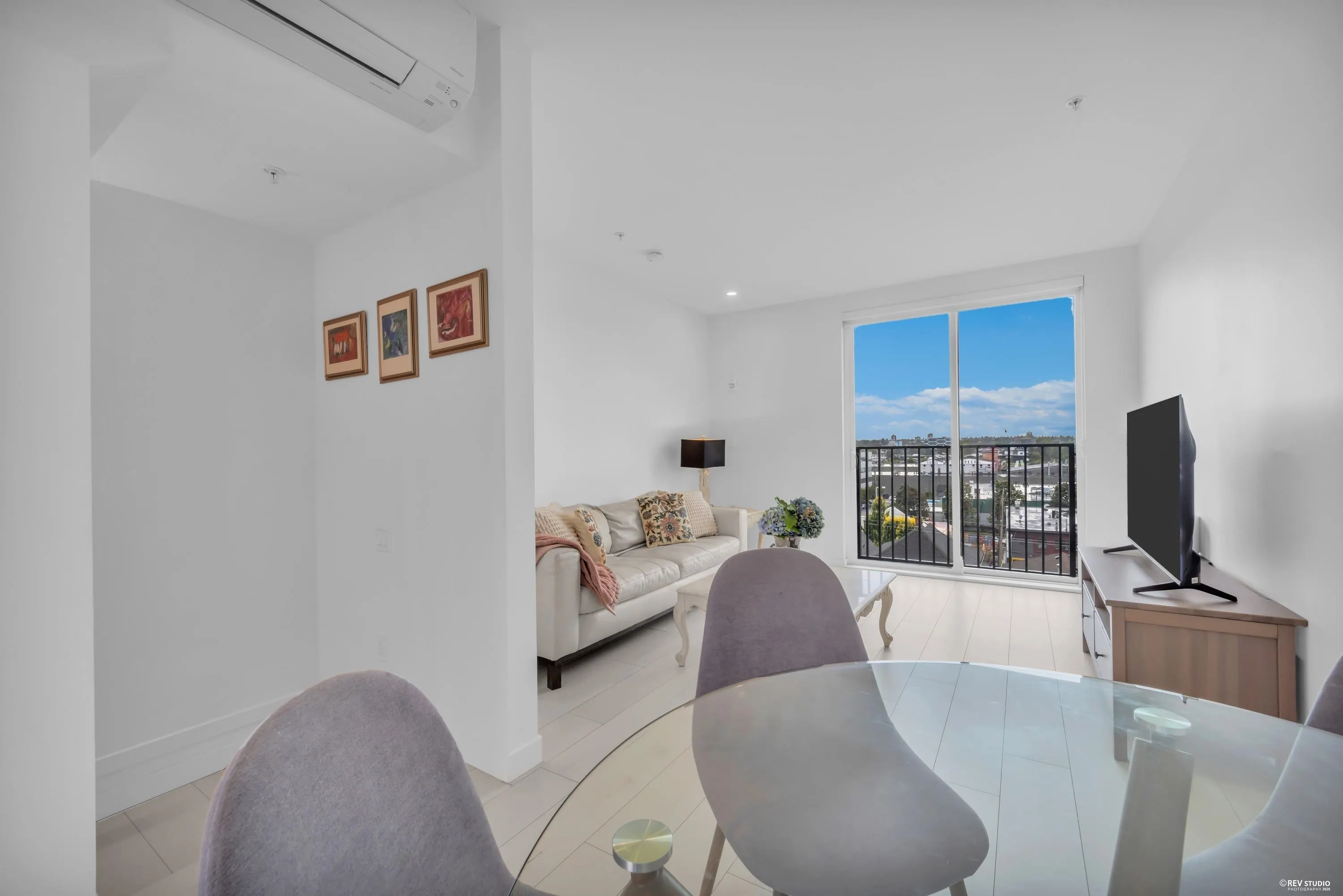 1120 E East Georgia Street #302