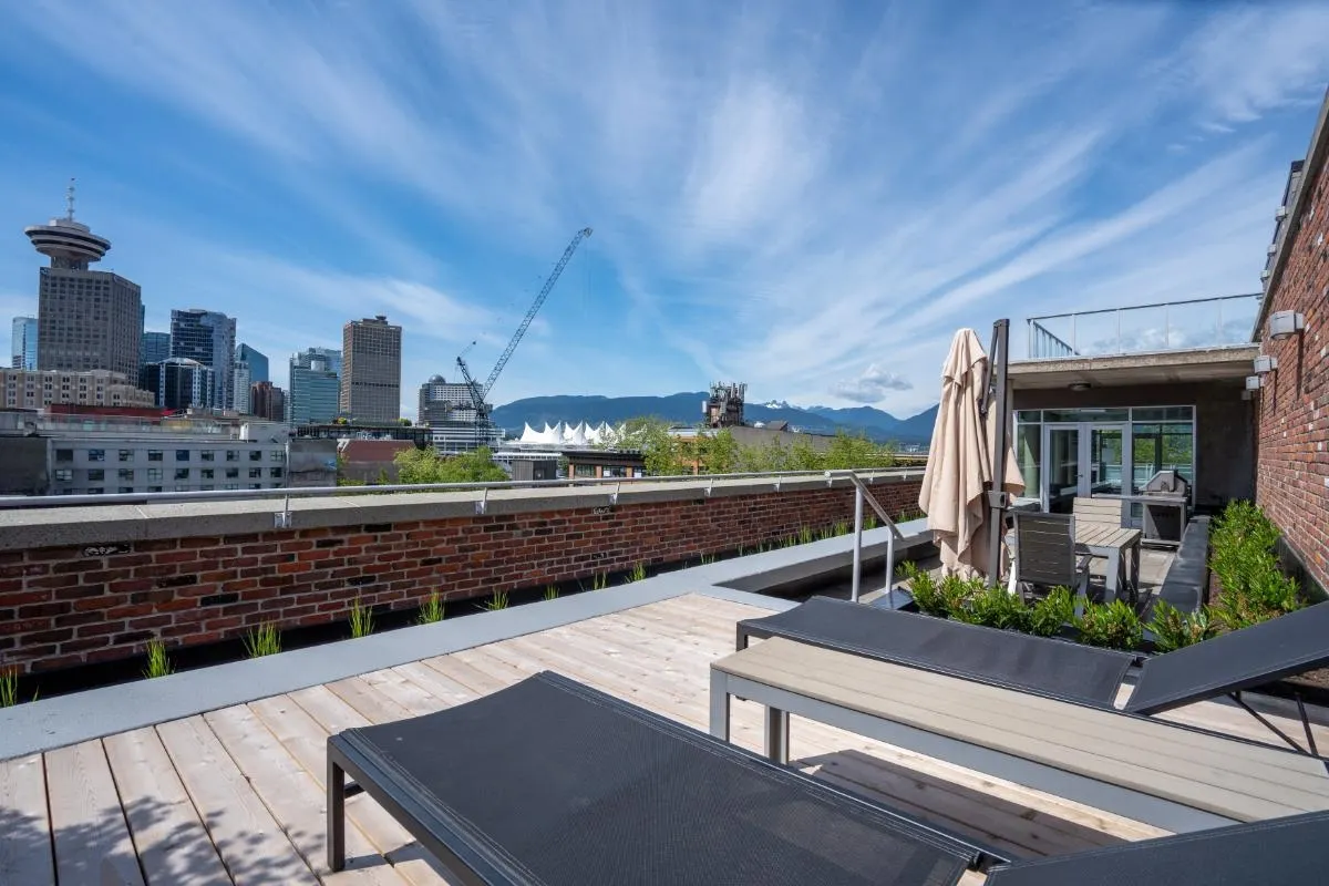 36 Water Street #609