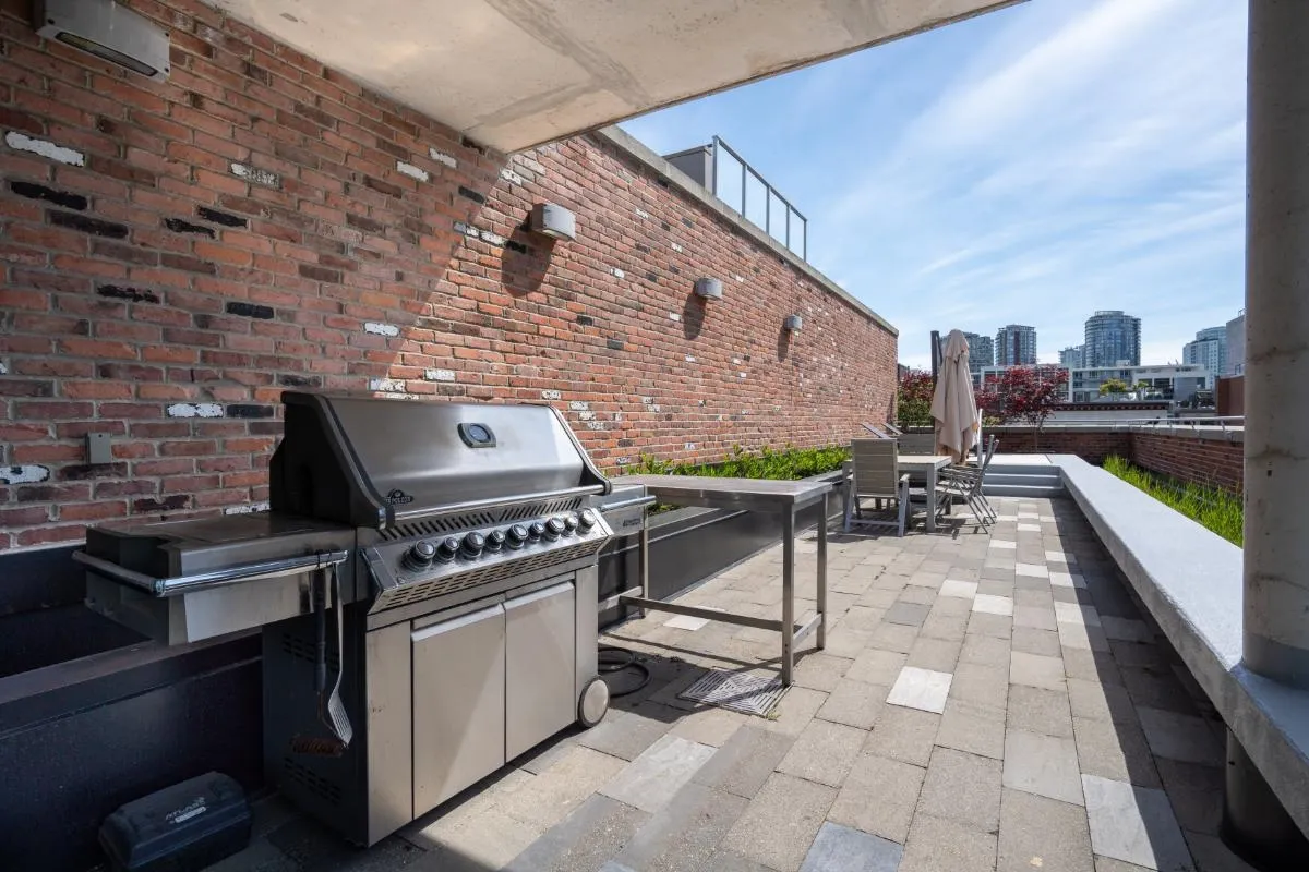 36 Water Street #609