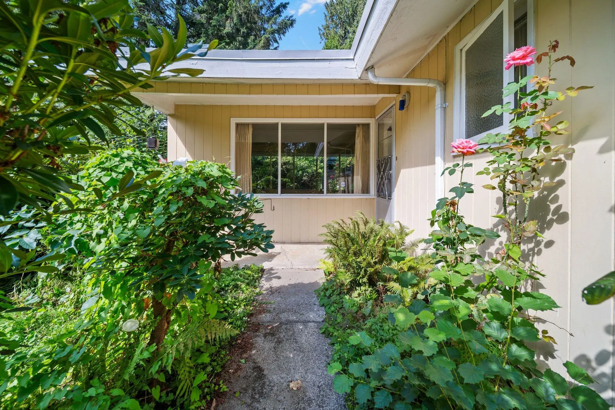355 Mathers Avenue
