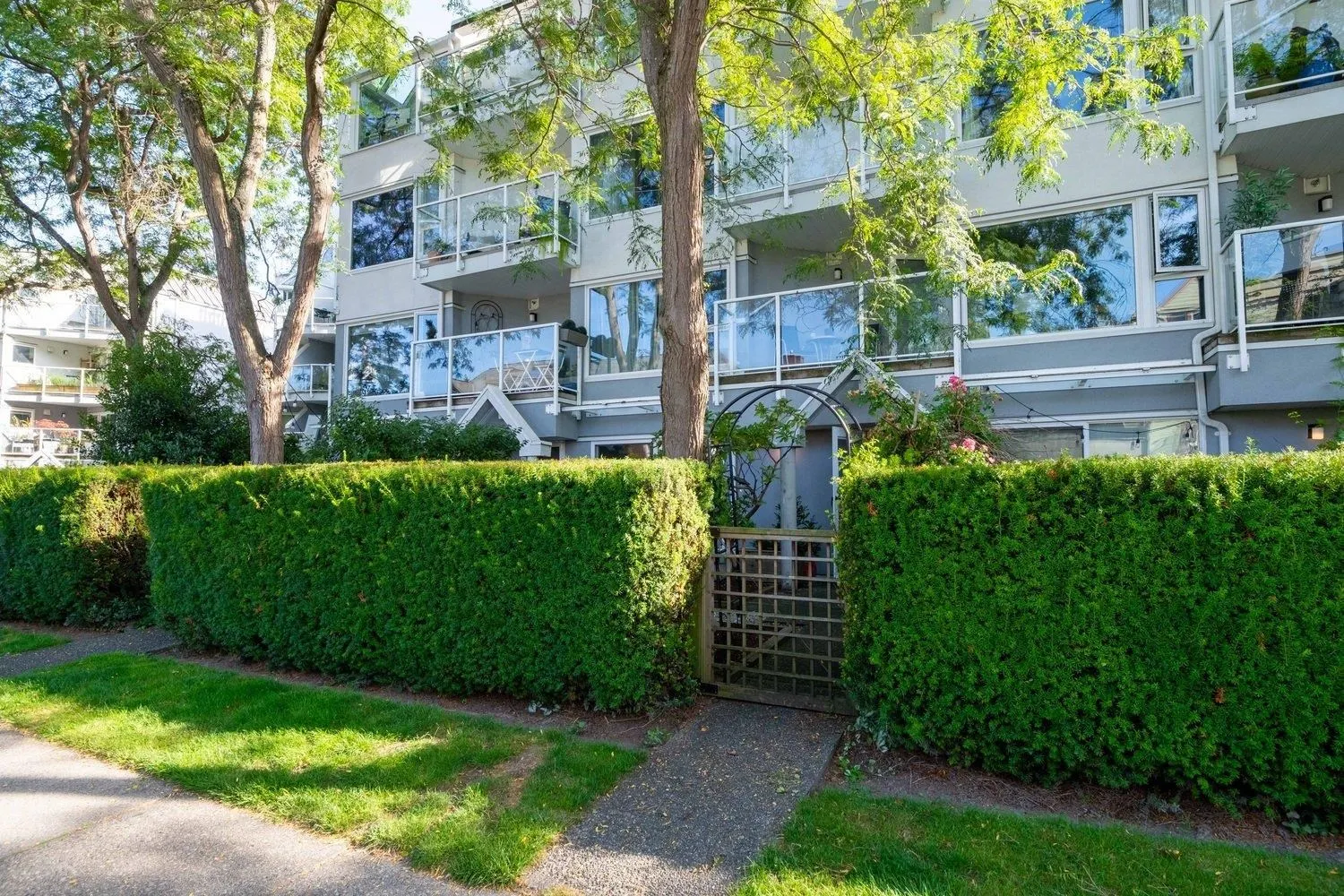 2020 W 8th Avenue #112