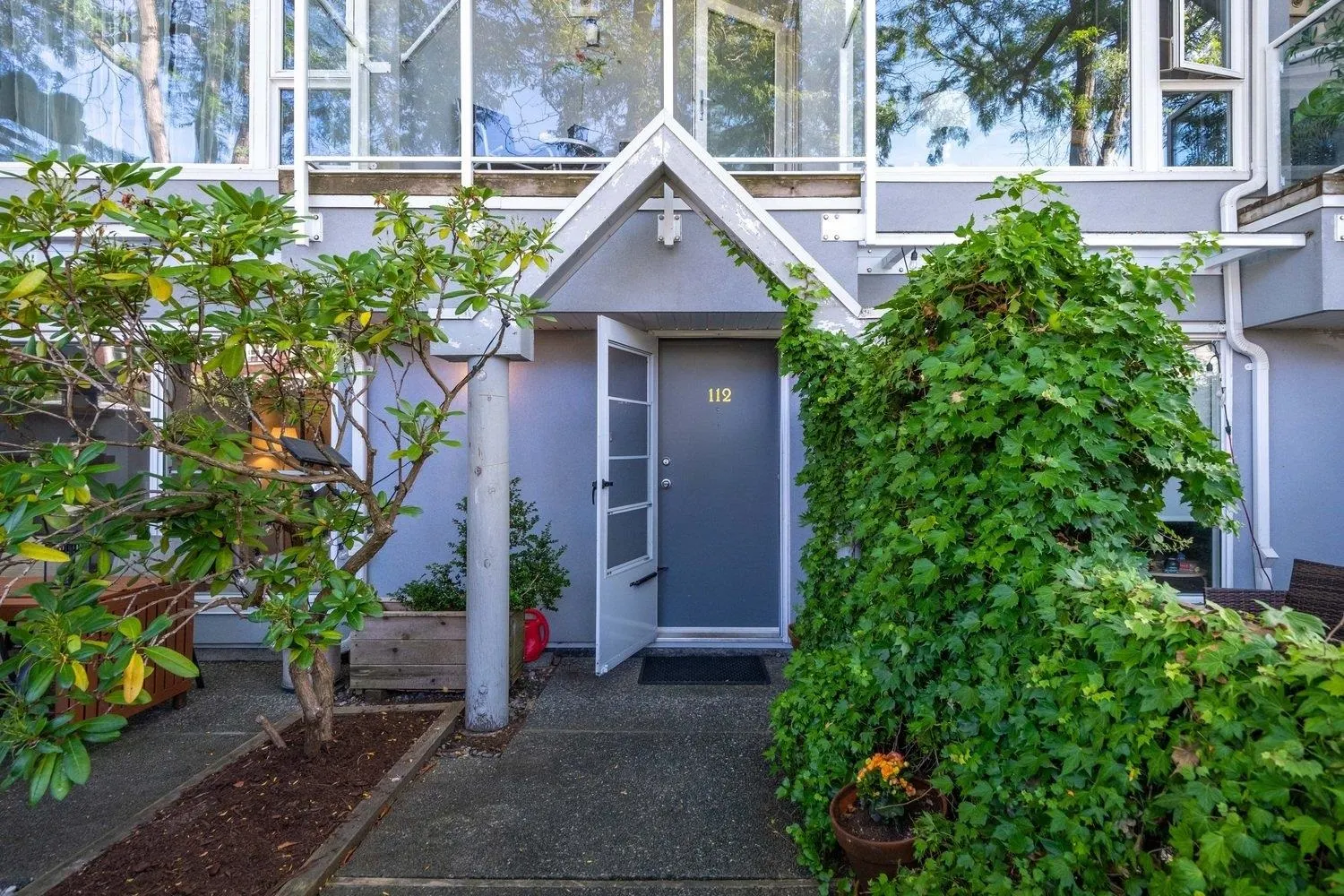 2020 W 8th Avenue #112