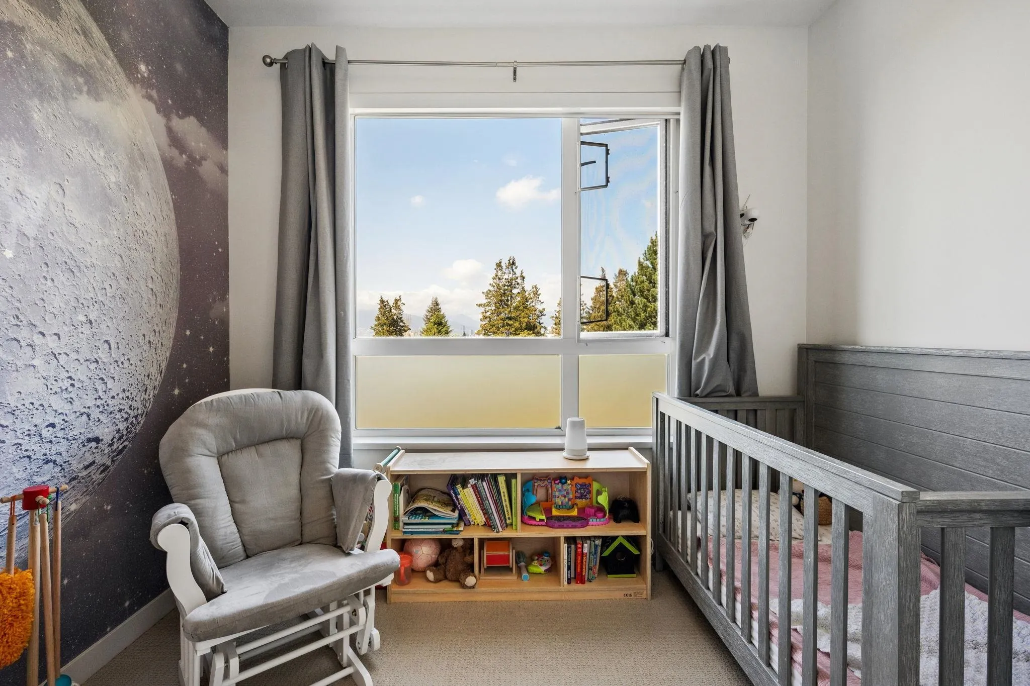 4867 Cambie Street #509