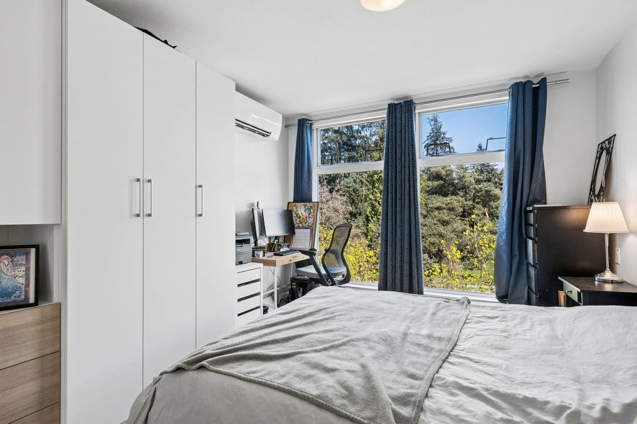 4867 Cambie Street #509