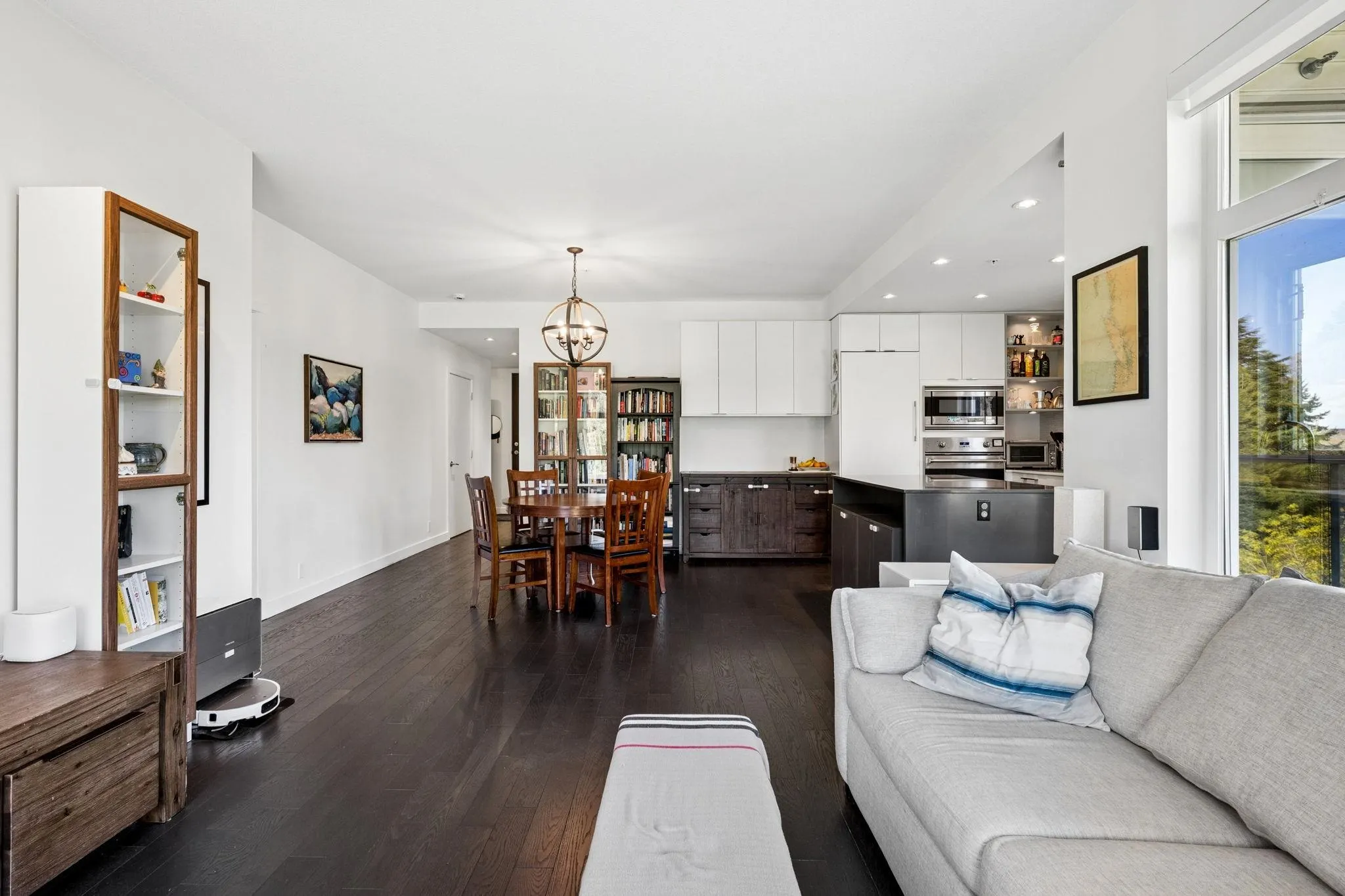 4867 Cambie Street #509