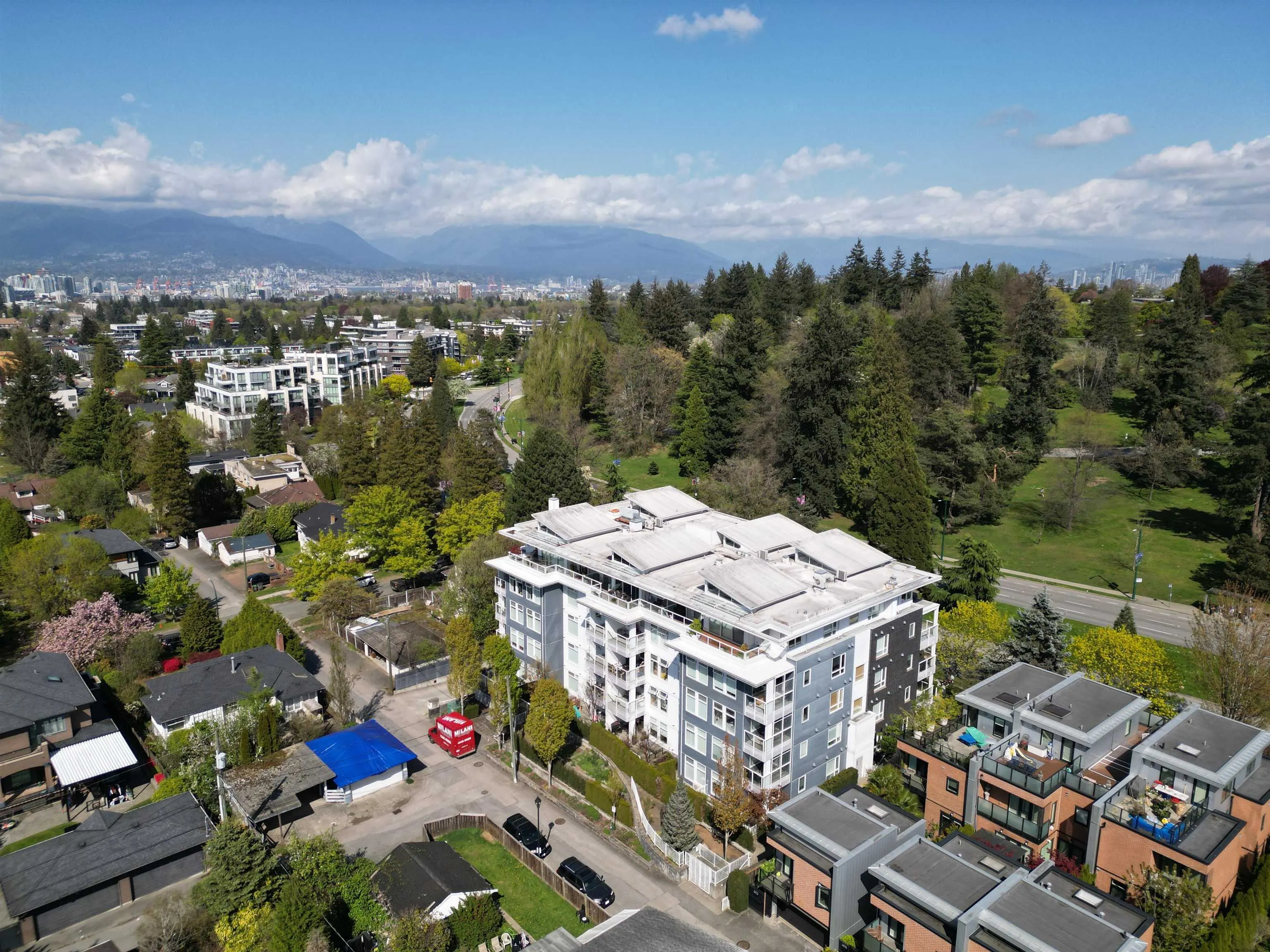 4867 Cambie Street #509