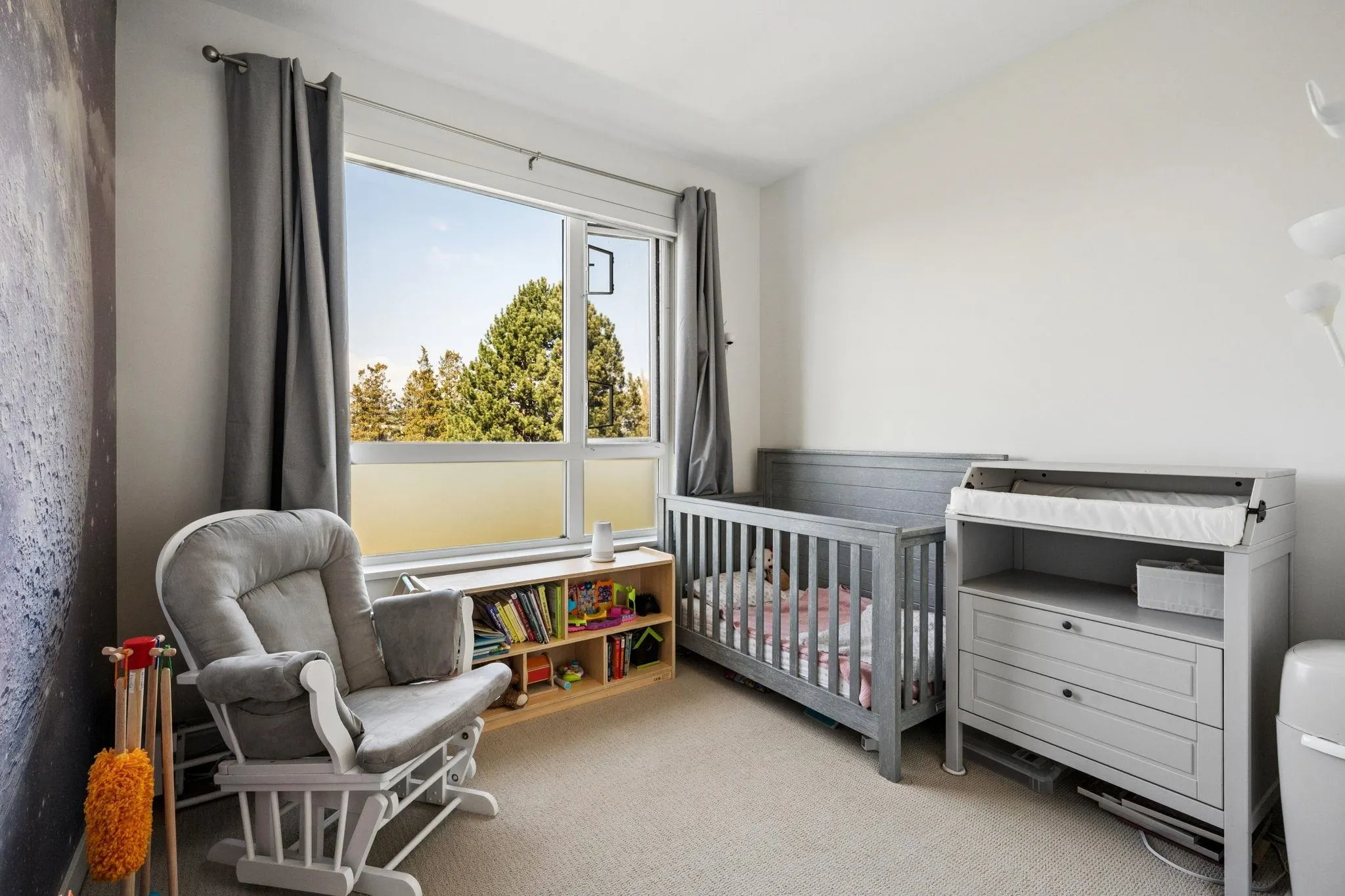 4867 Cambie Street #509