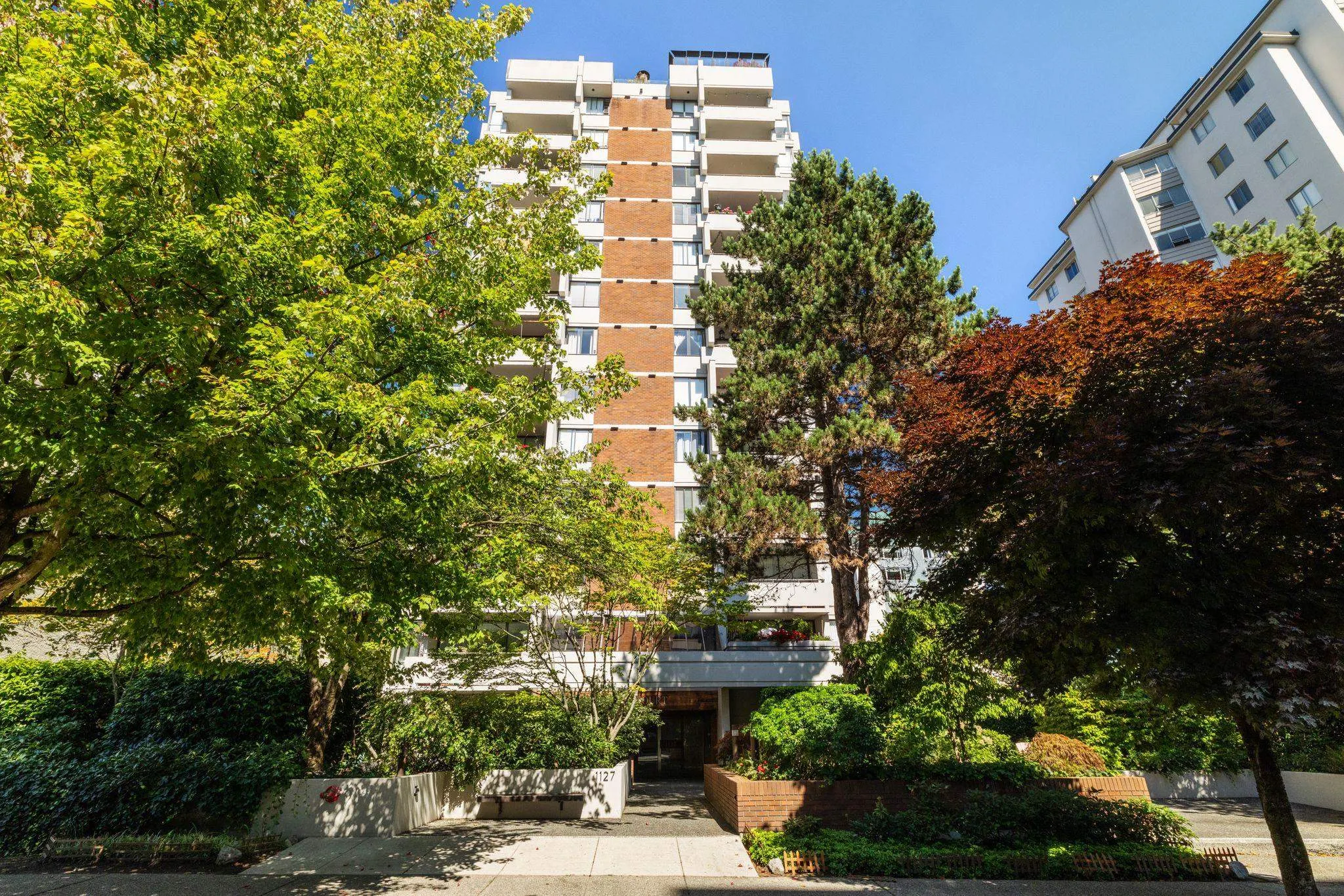 1127 Barclay Street #1204