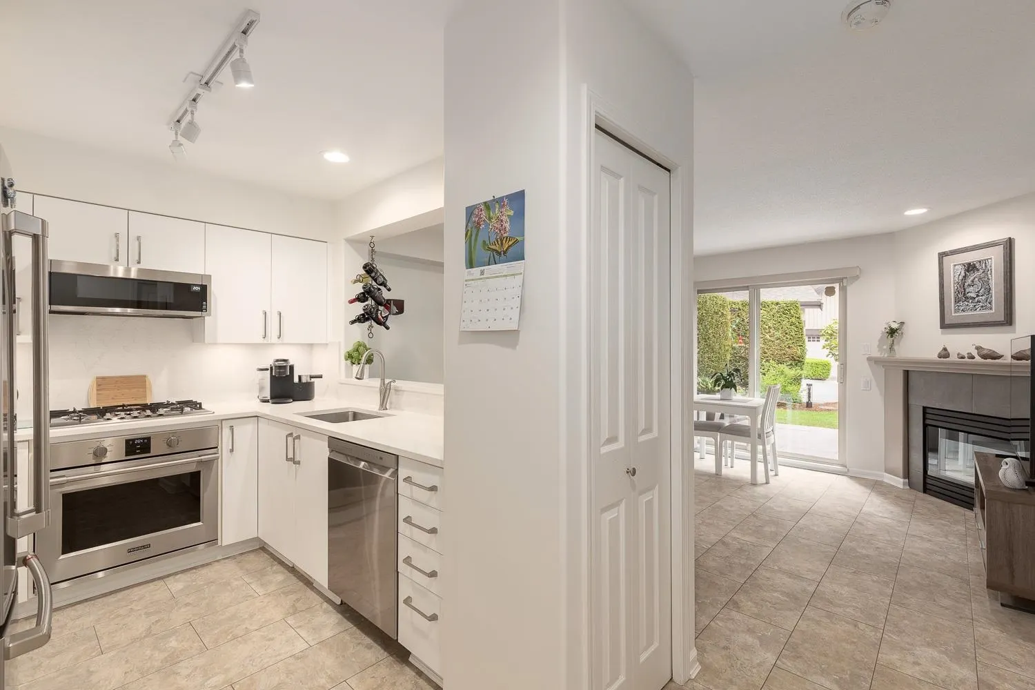 1550 Larkhall Crescent #65