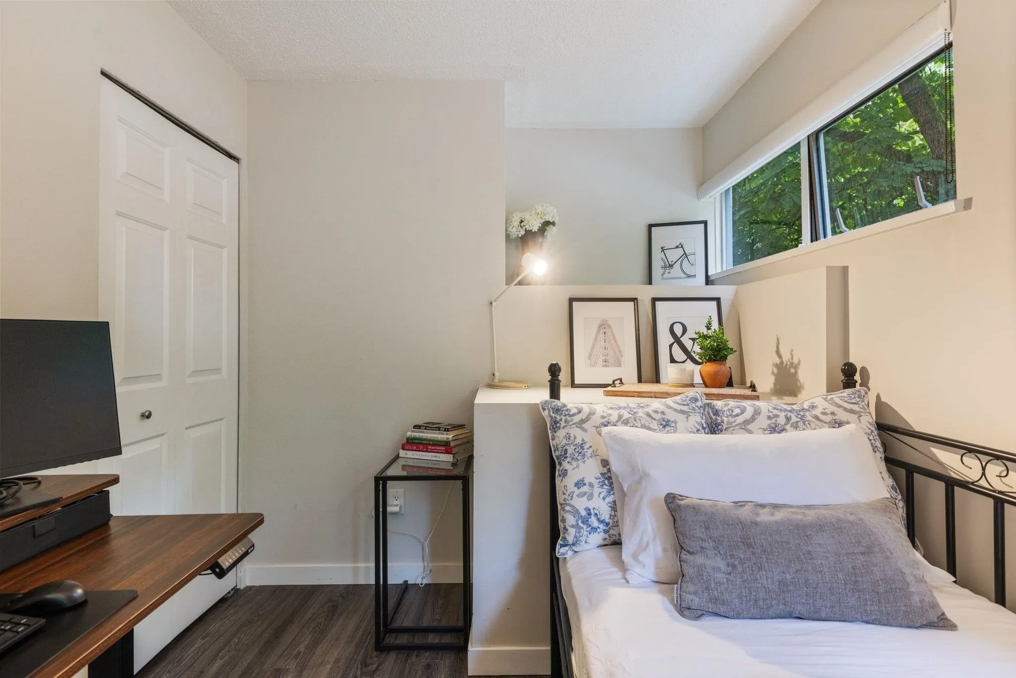 1147 Nelson Street #201