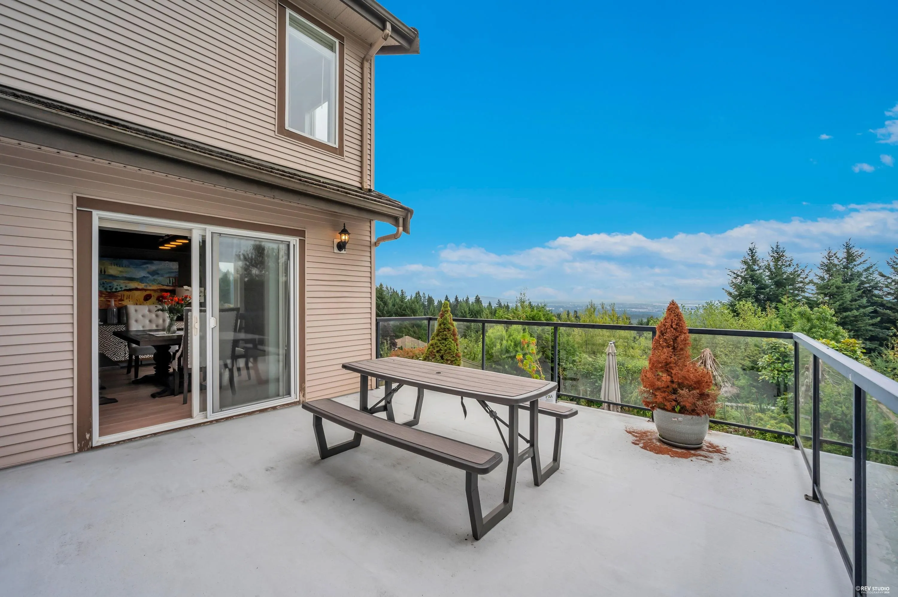 3032 Maplewood Court