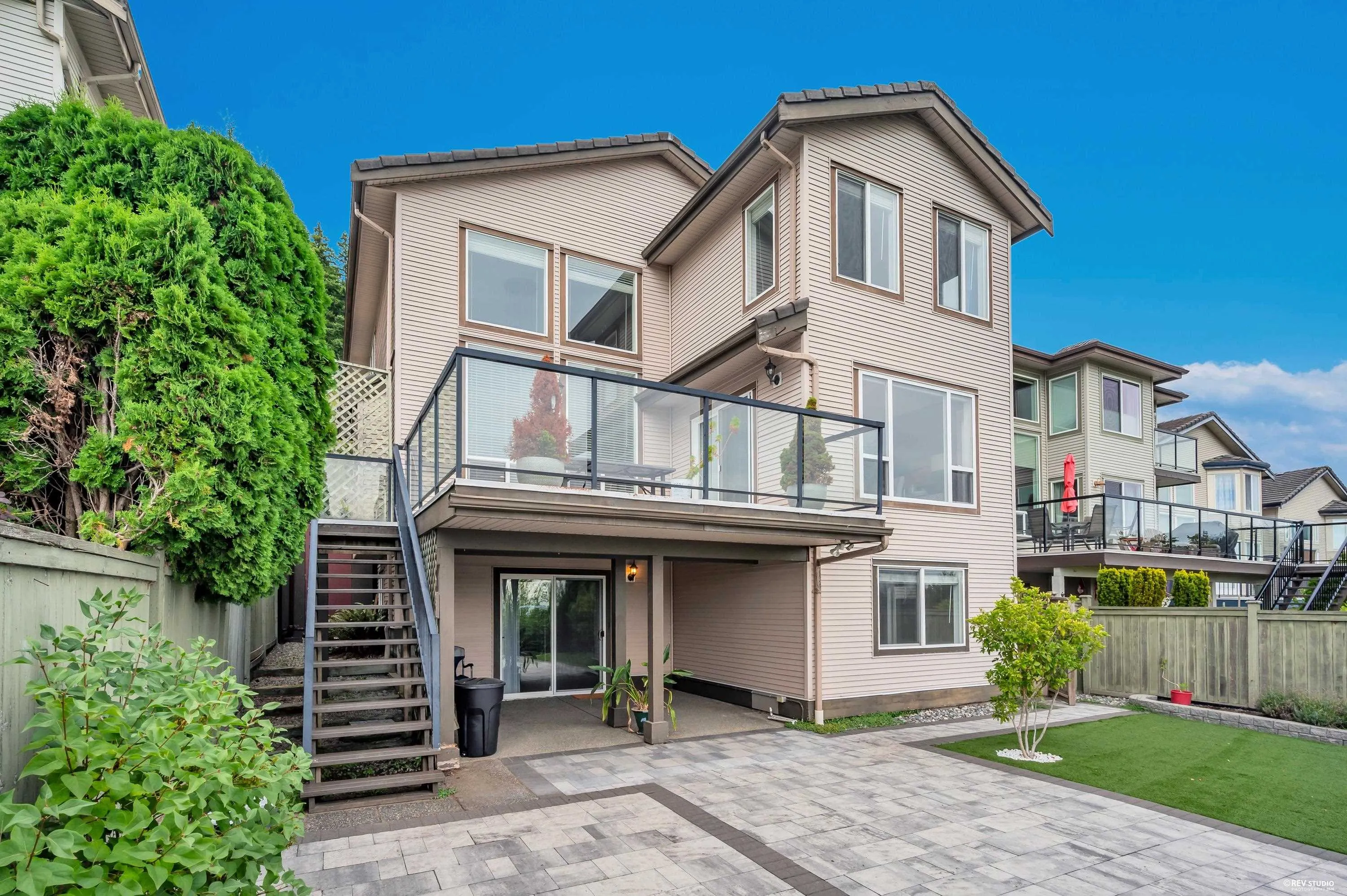 3032 Maplewood Court