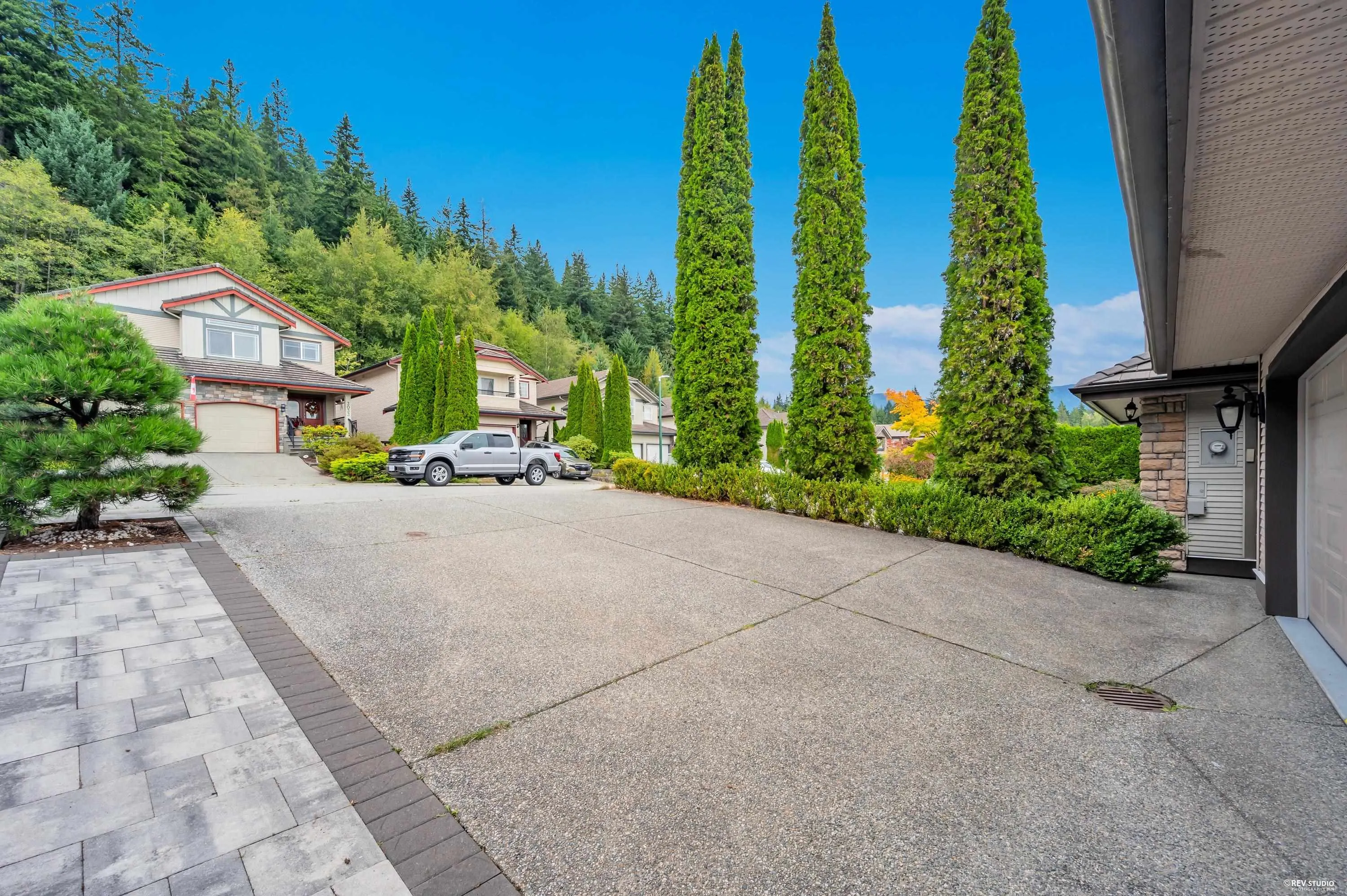 3032 Maplewood Court