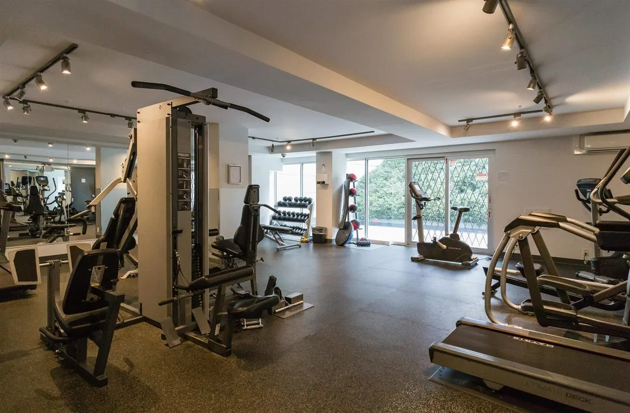 256 E 2nd Avenue #417