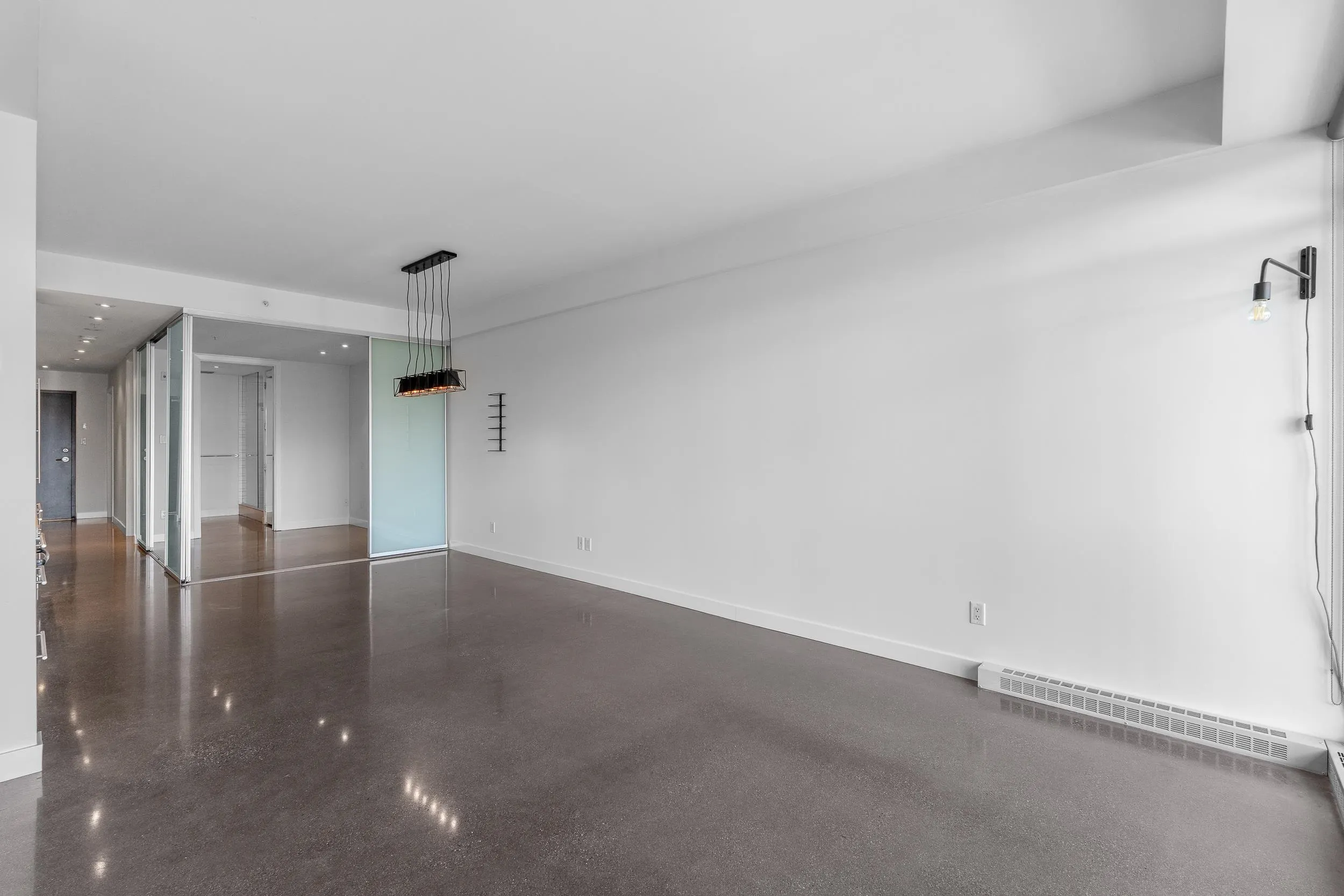 256 E 2nd Avenue #417