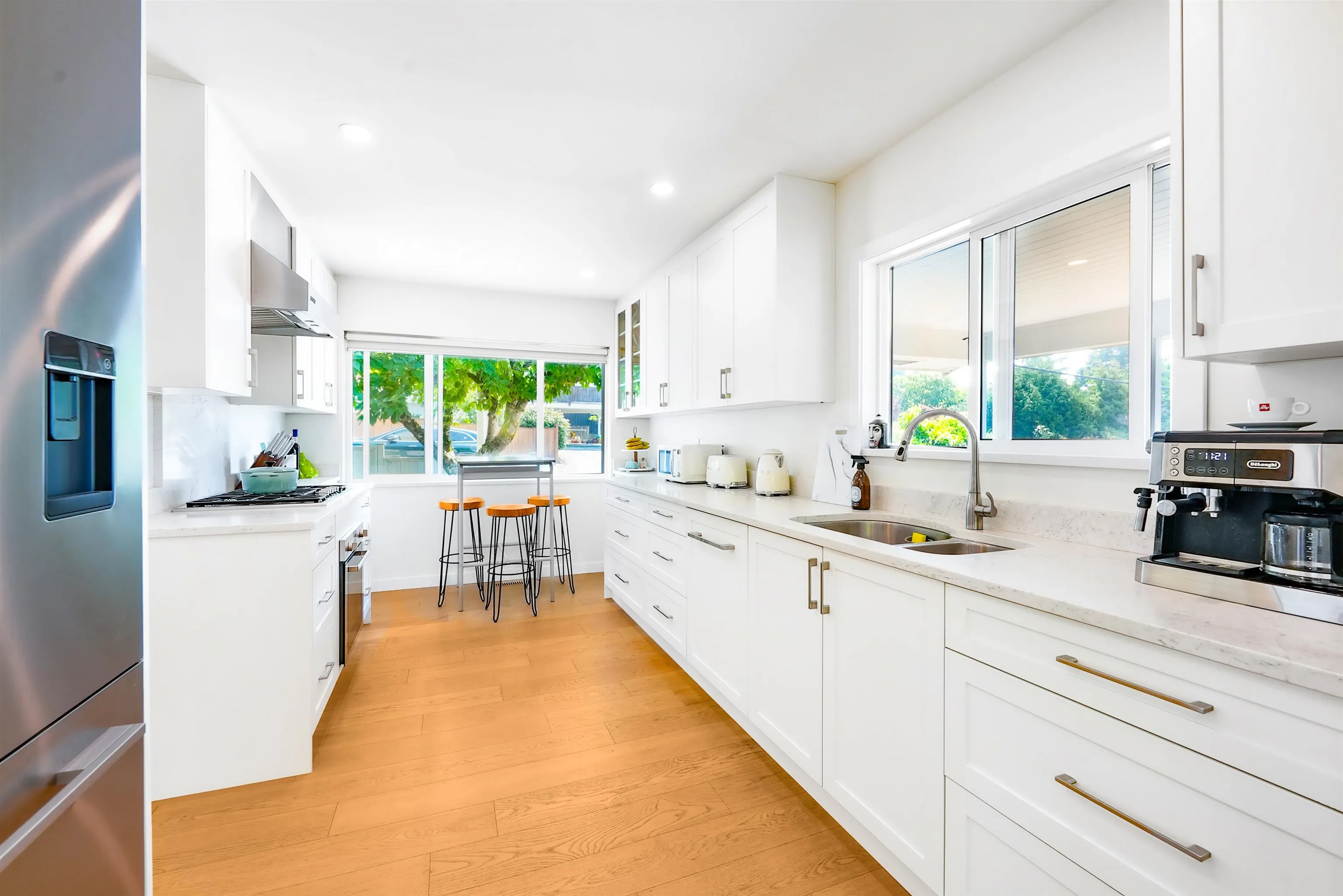 3277 Chesterfield Avenue
