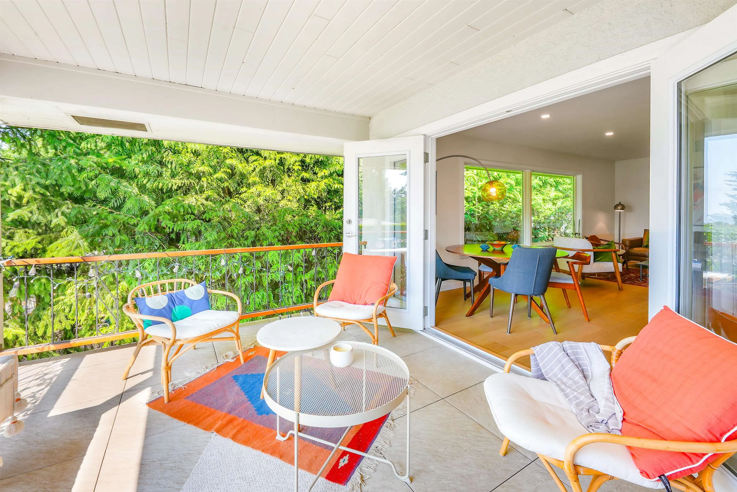3277 Chesterfield Avenue