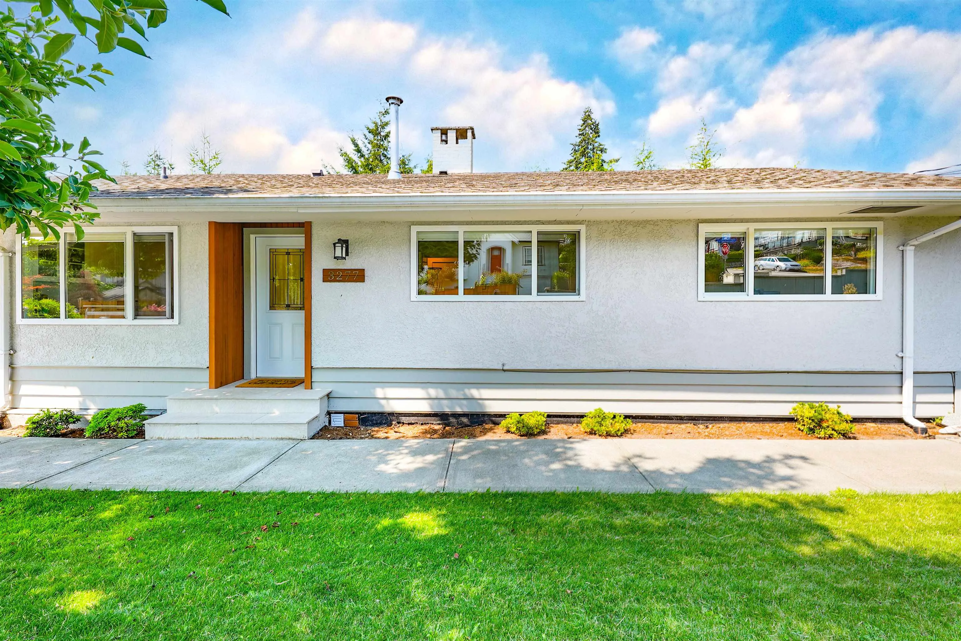 3277 Chesterfield Avenue