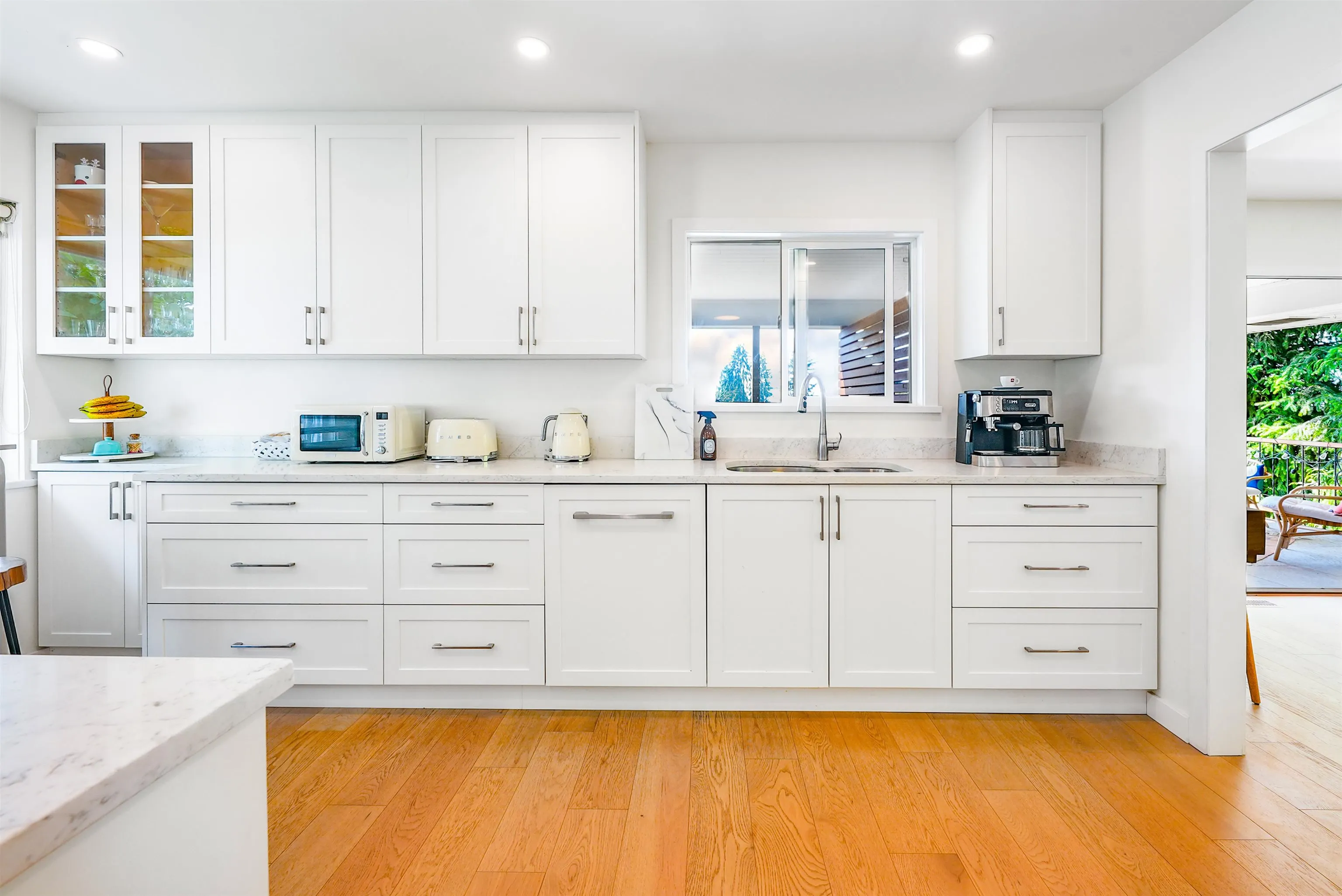 3277 Chesterfield Avenue