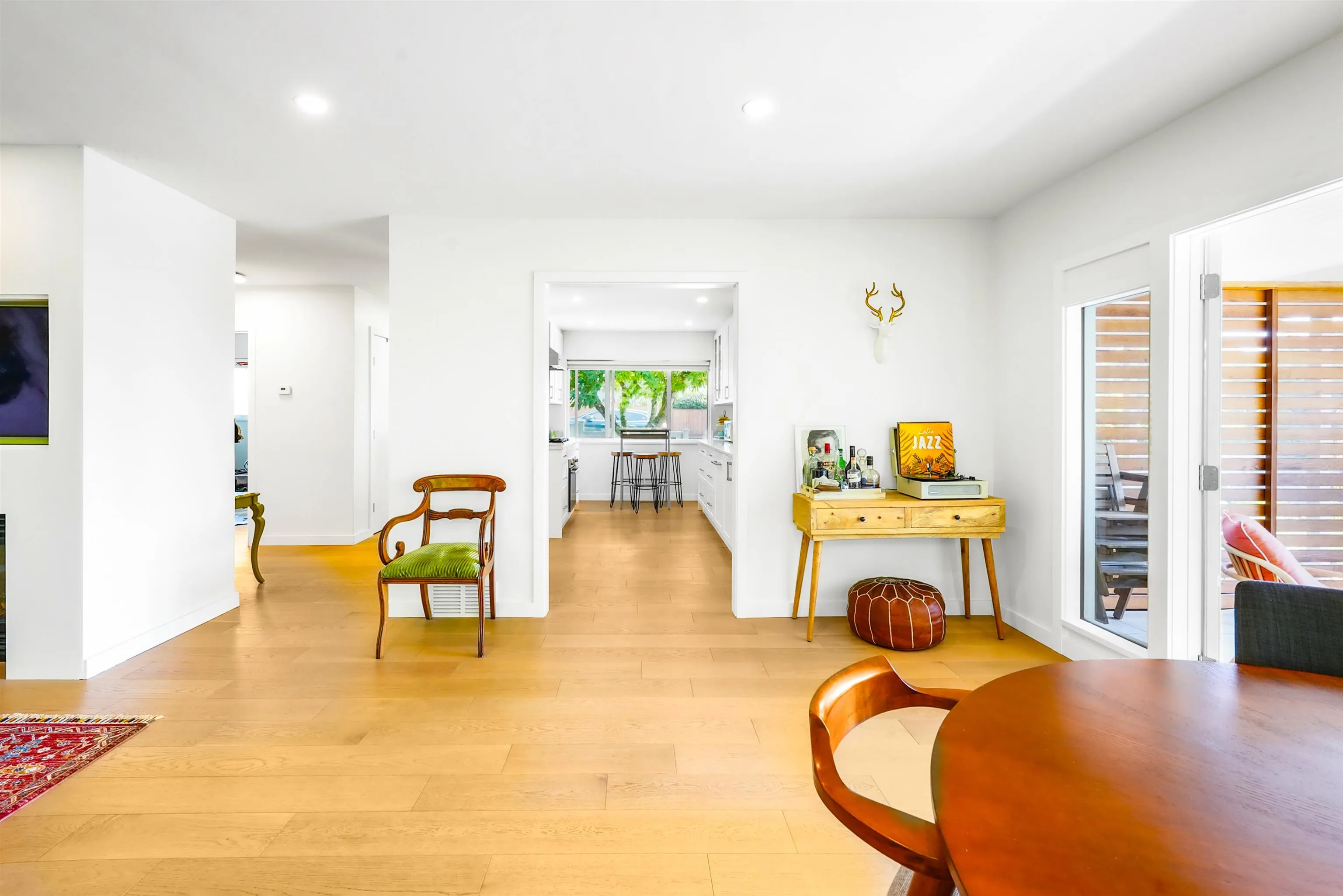3277 Chesterfield Avenue