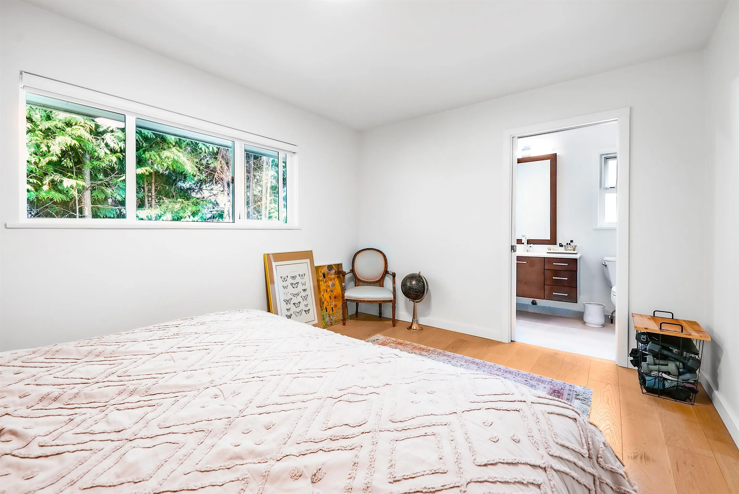 3277 Chesterfield Avenue