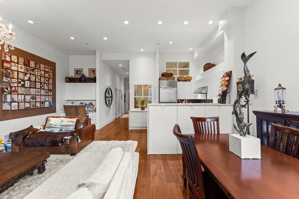 1811 W 16th Avenue #104