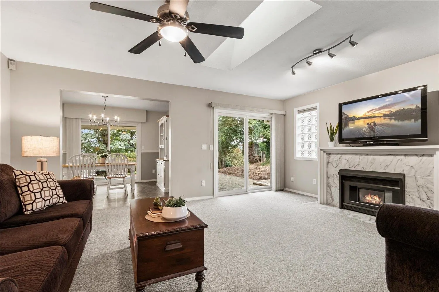 9951 Hillcrest Drive