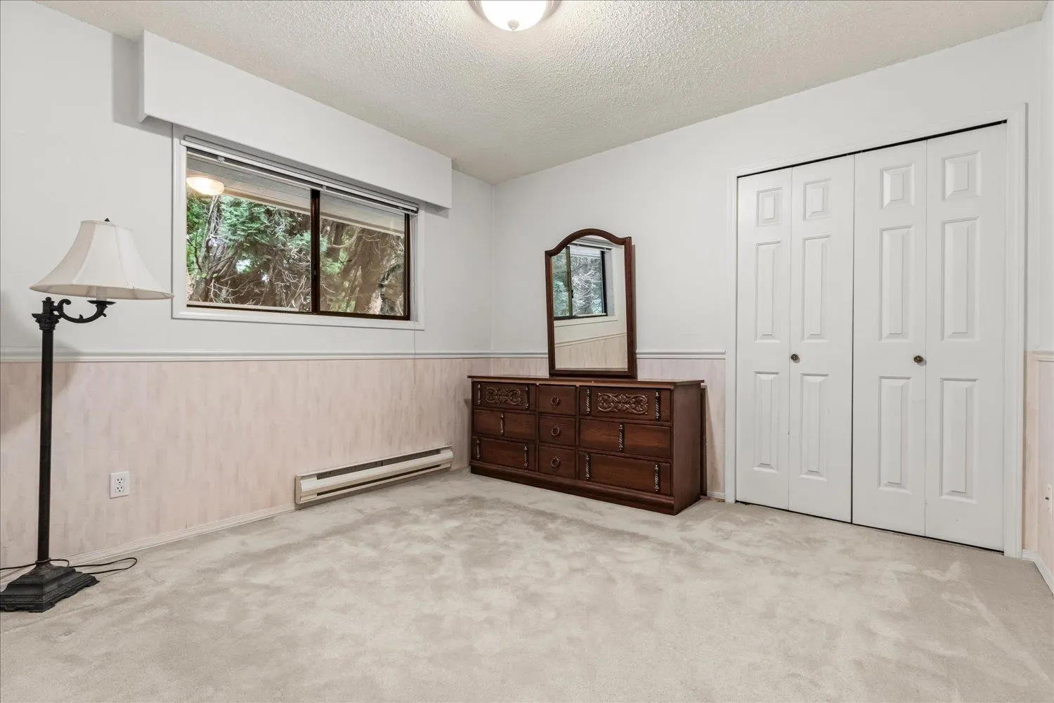 9951 Hillcrest Drive