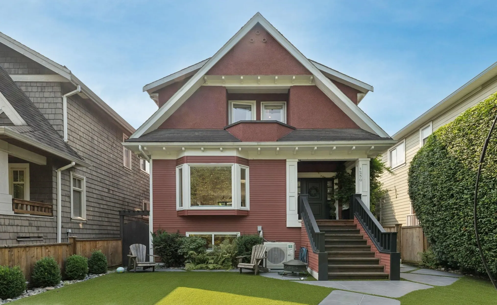 1250 E 11th Avenue