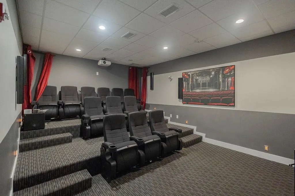 6299 144 Street #138