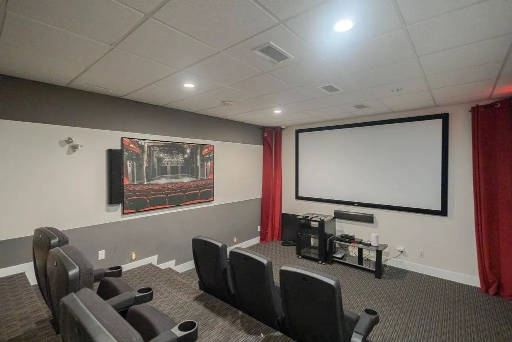 6299 144 Street #138
