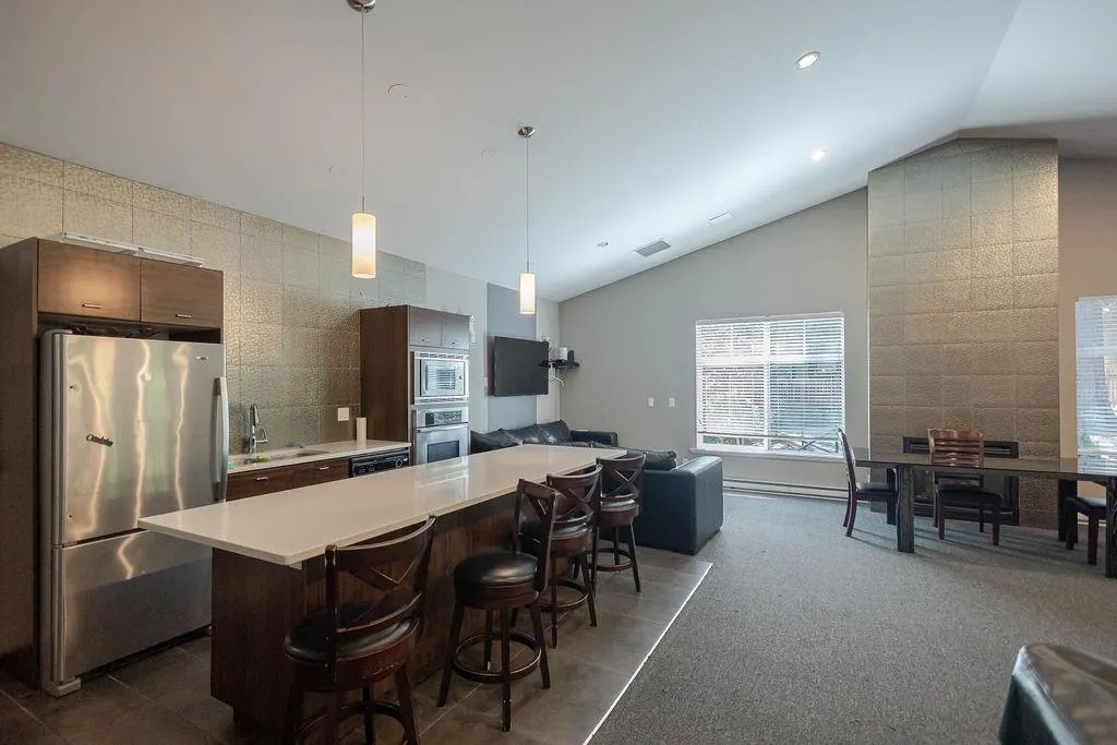 6299 144 Street #138