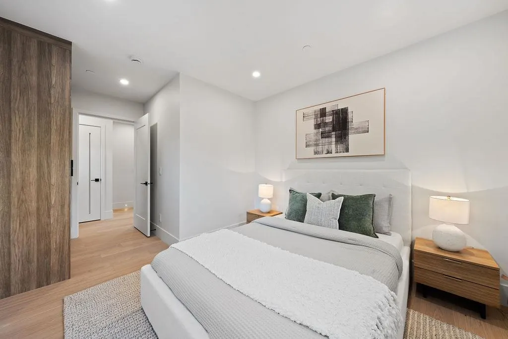 5038 Granville Street