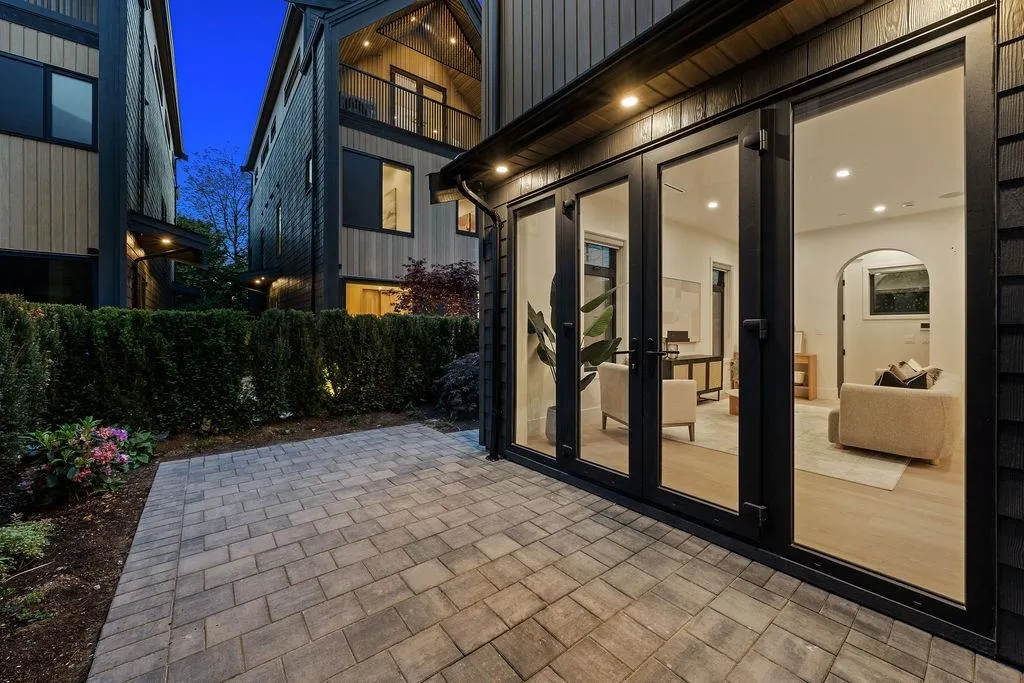 5038 Granville Street