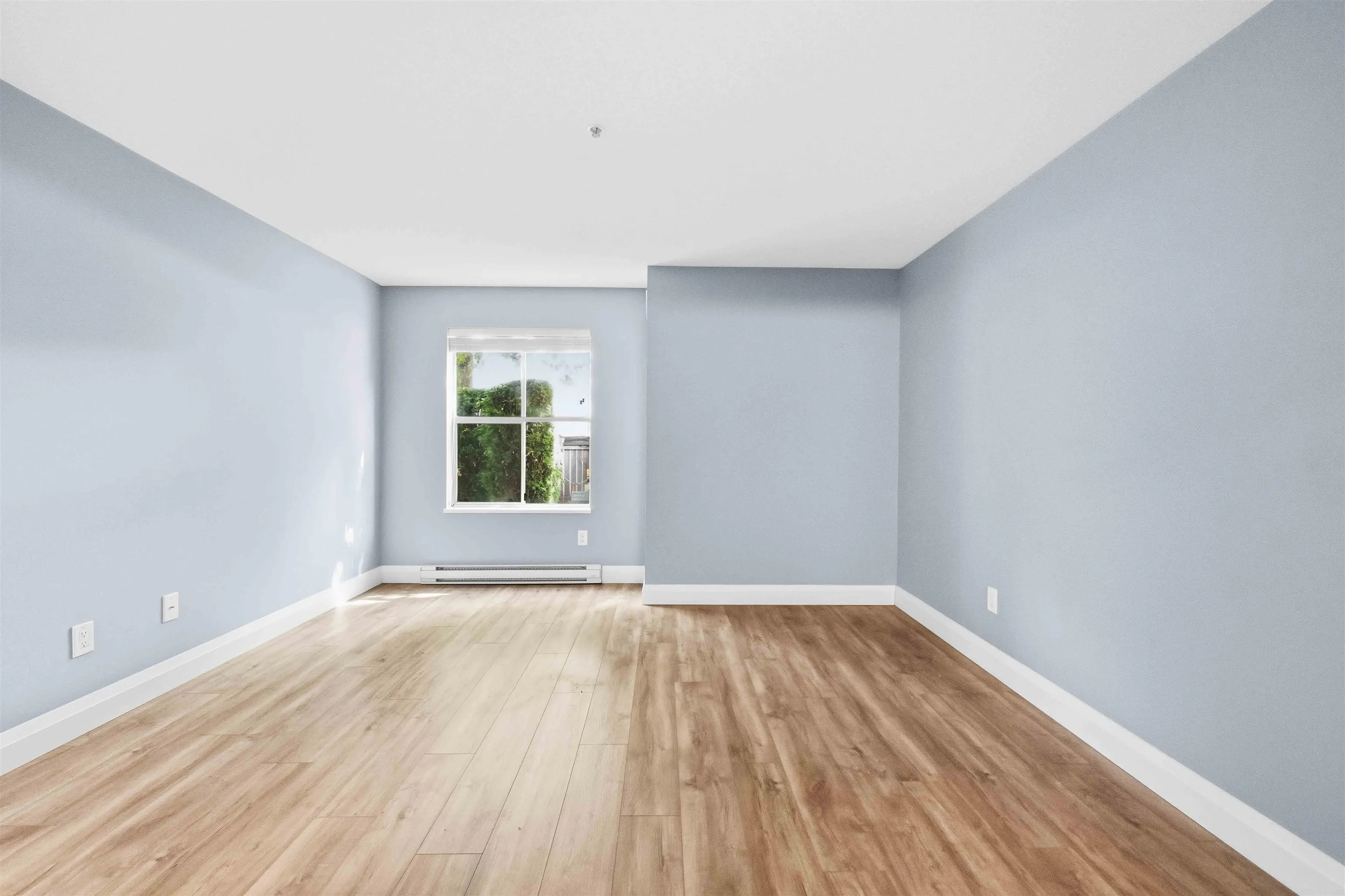 19160 119 Avenue #8