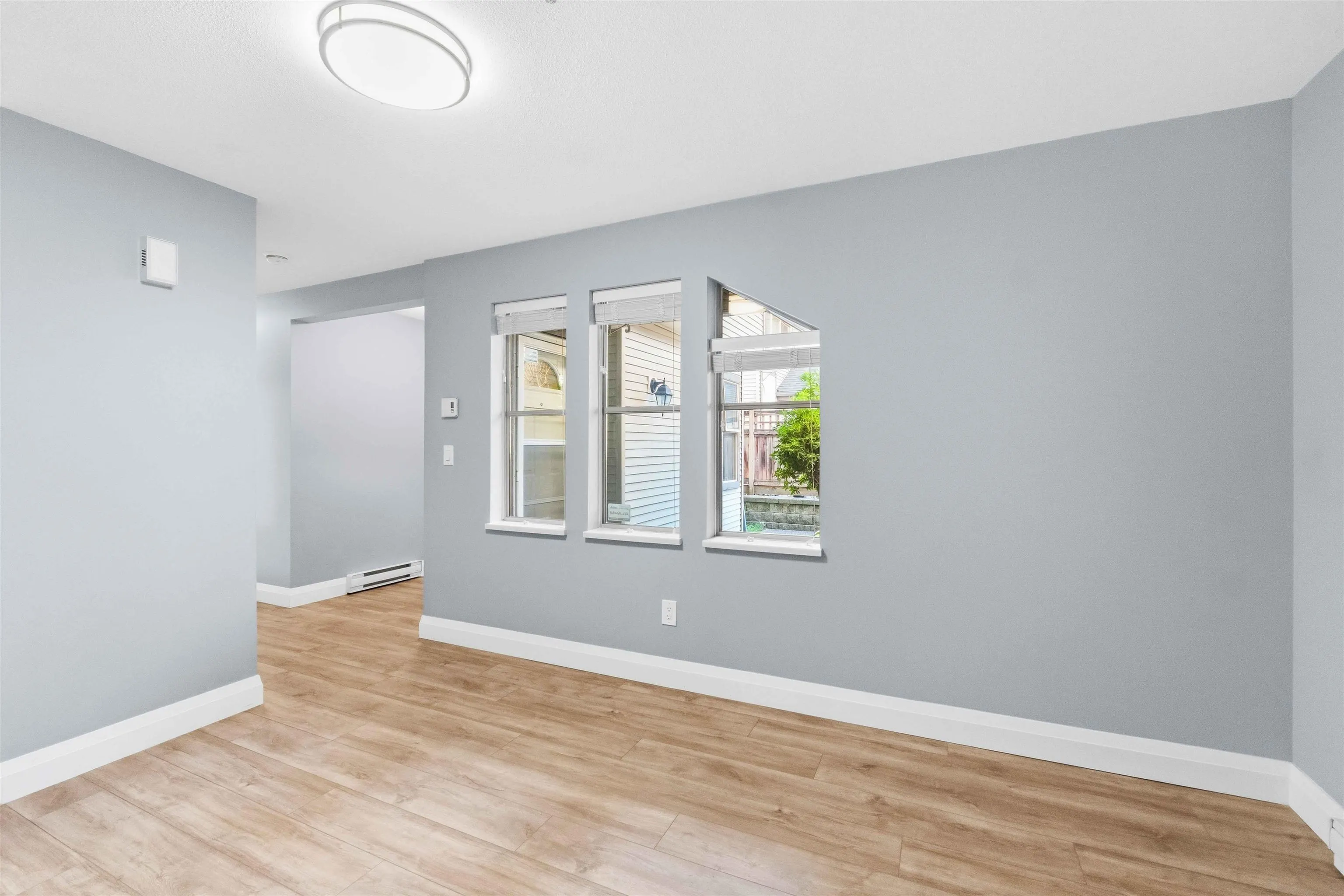 19160 119 Avenue #8