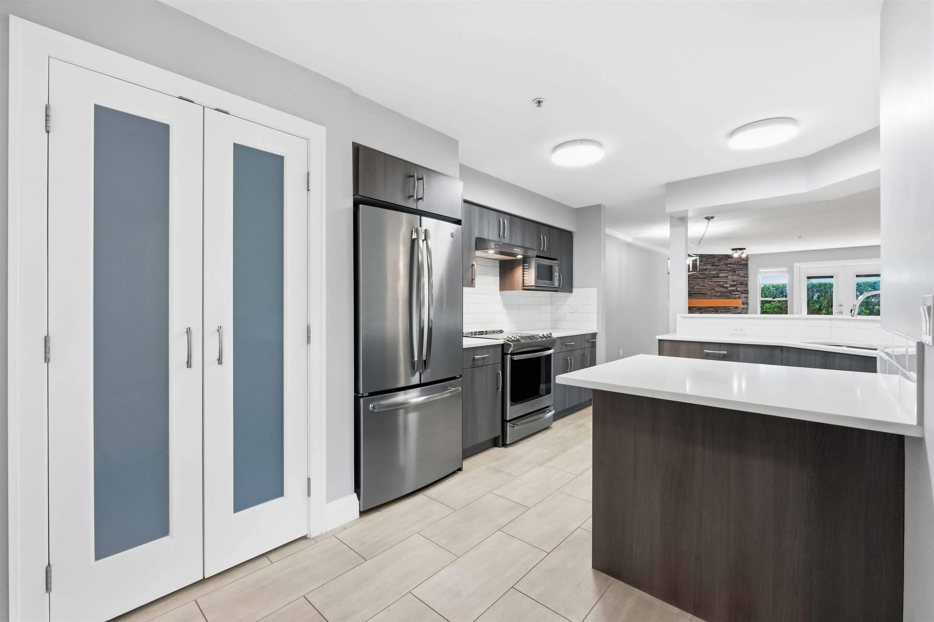 19160 119 Avenue #8