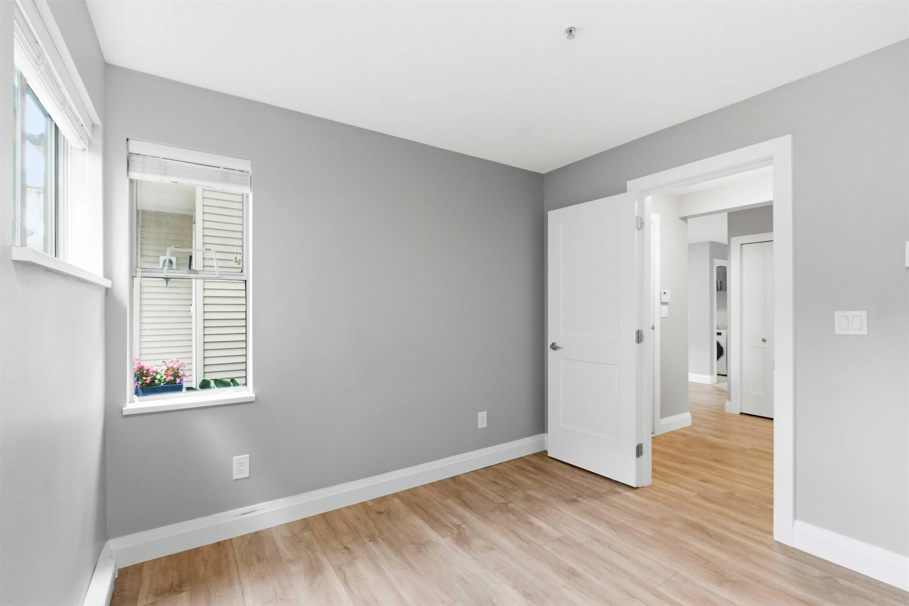 19160 119 Avenue #8